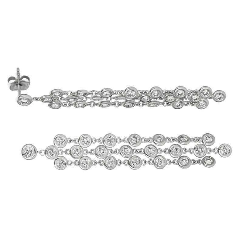 Taglio rotondo Orecchini a goccia con castone di diamanti naturali da 2,75 carati G SI Oro bianco 14 carati in vendita