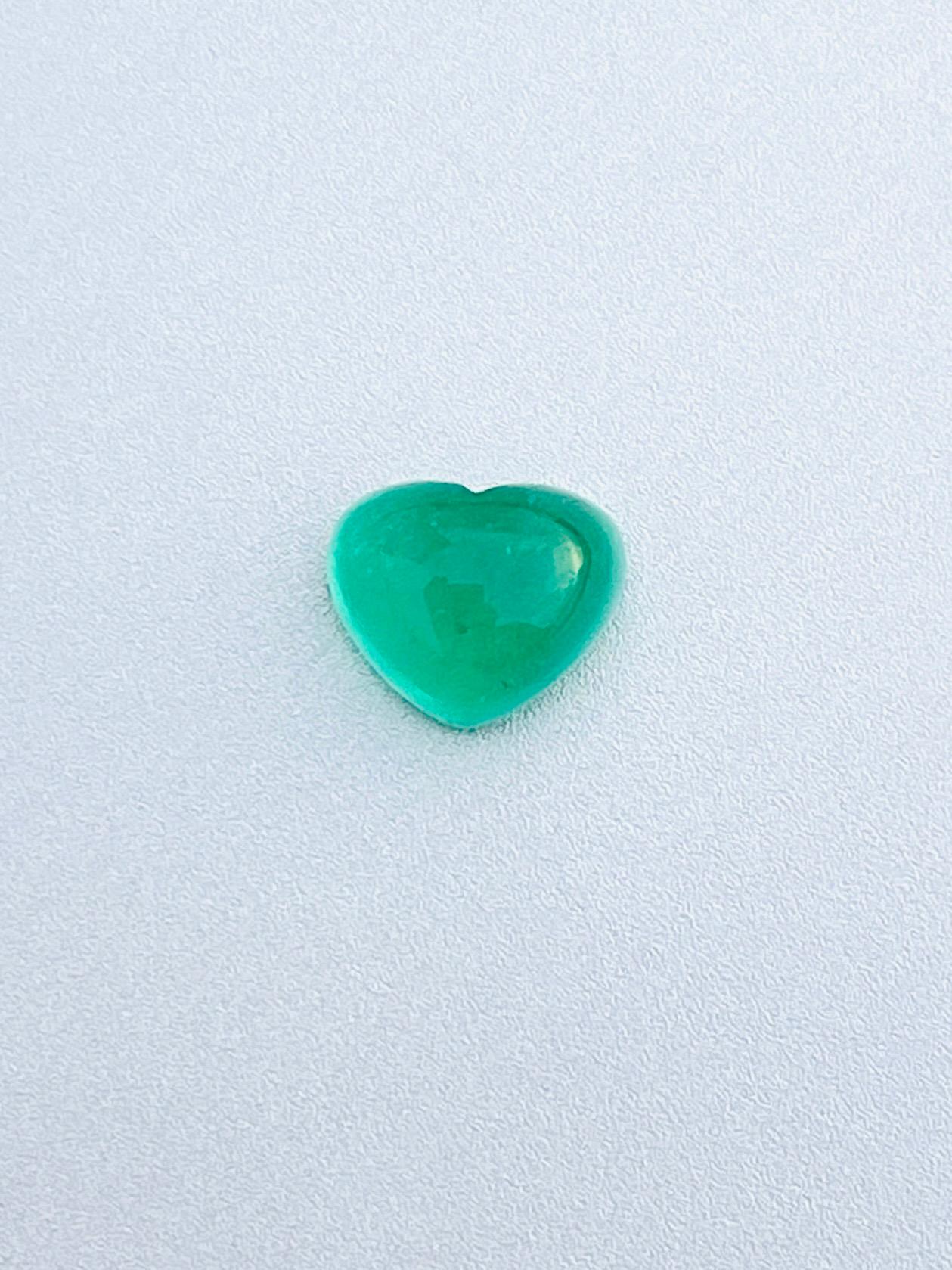 da uomo o donna 2,75 Ct Smeraldo naturale Russia Gemma cabochon Colore verde neon occhio pulito in vendita
