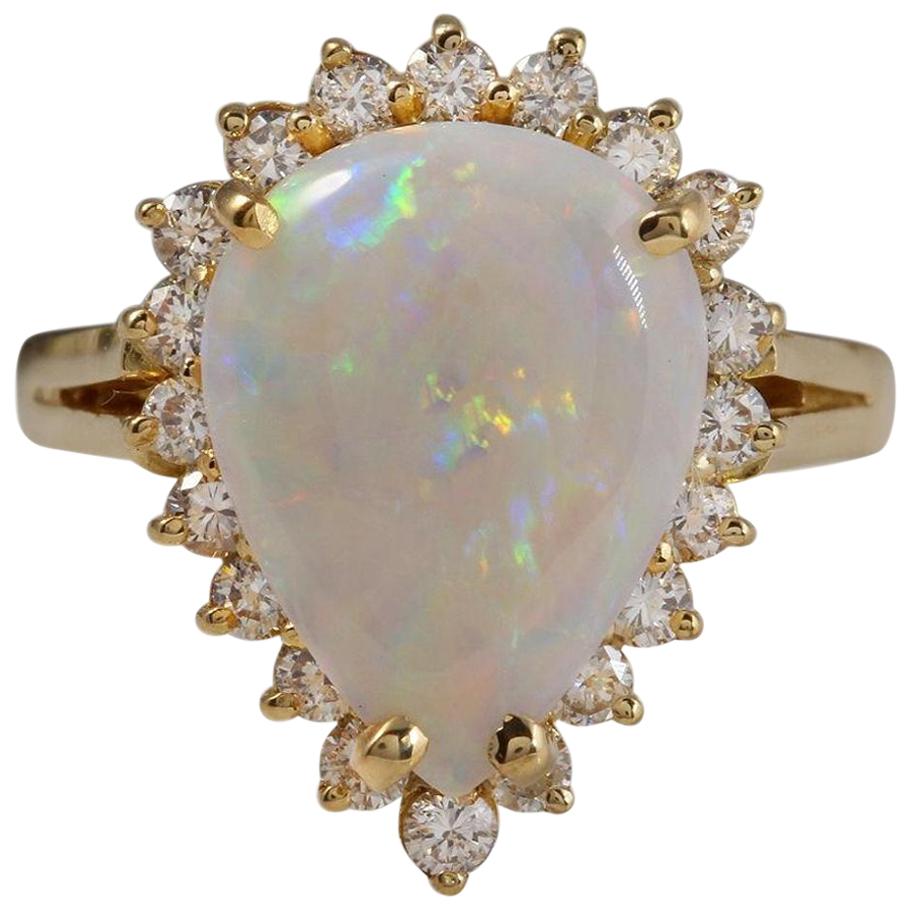 2.75 Ct Natural Impressive Ethiopian Opal and Diamond 14 Karat Solid Gold Ring For Sale