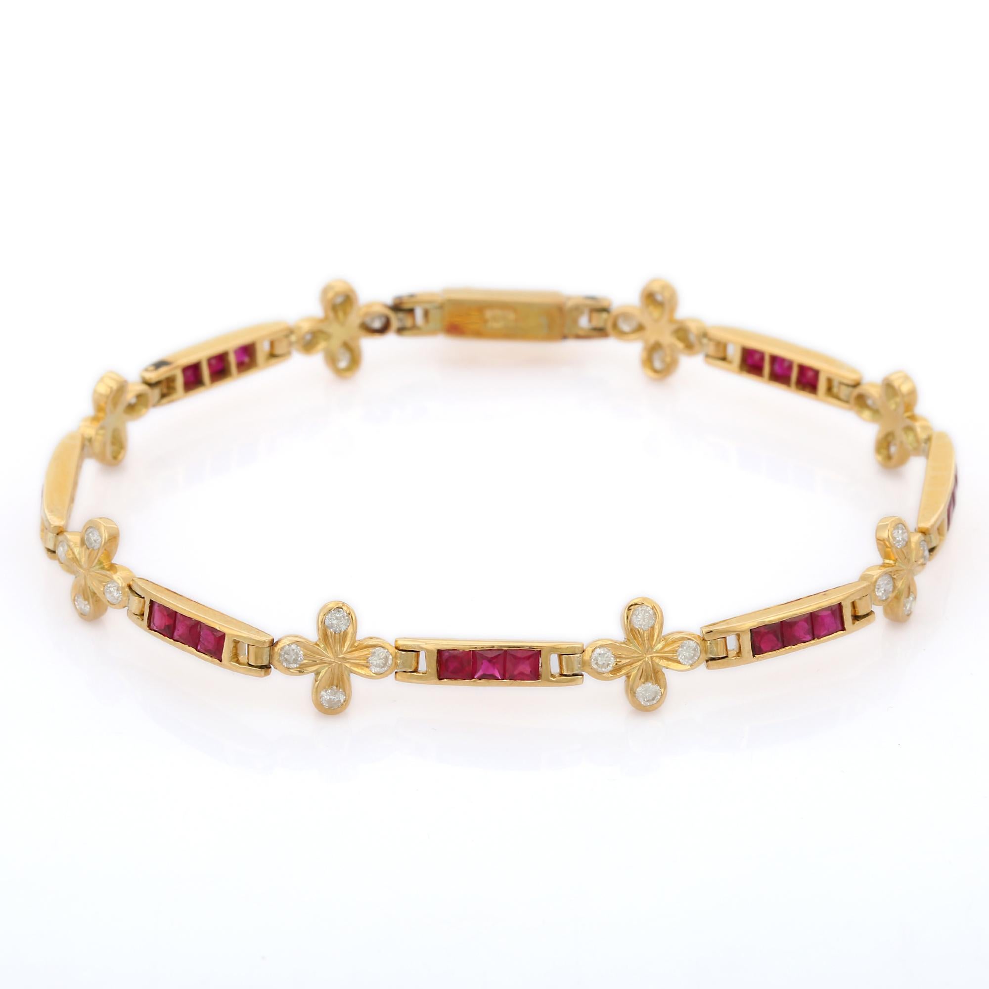 Women's 2.75 ct Ruby Diamond Link Bracelet in 18K Yellow Gold For Sale