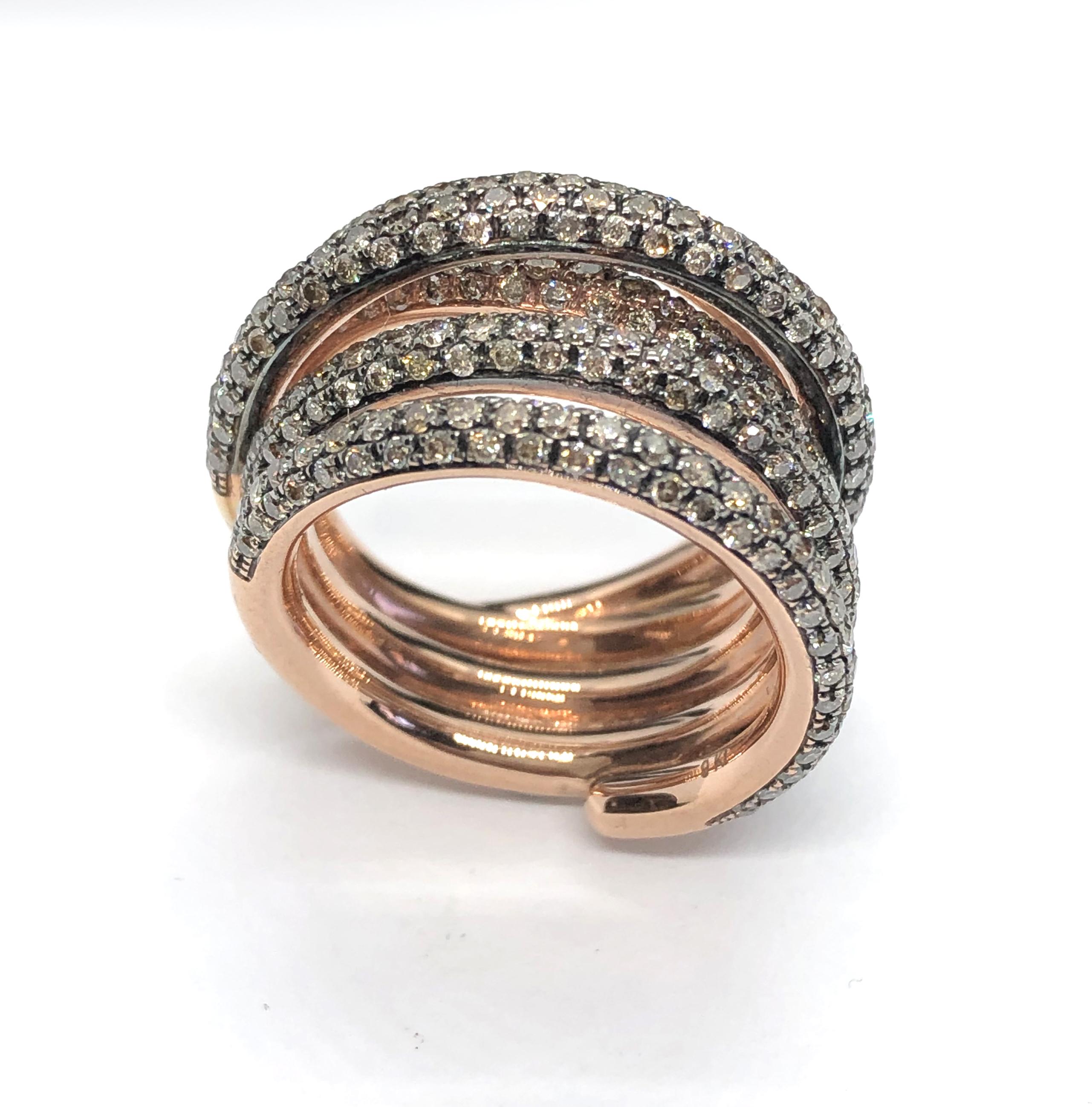 2.75 Carat Brown Pavé Diamonds Twist Strand Band Ring 9 Karat Rose Gold In New Condition For Sale In Valenza, IT