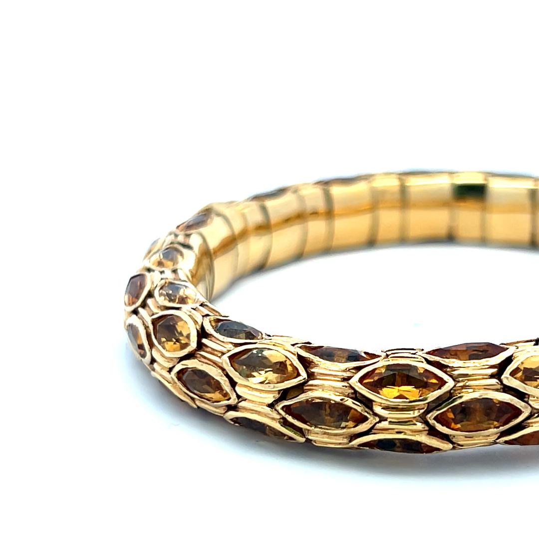 27,50 Karat Citrin in Marquisform 18 Karat Gelbgold Manschettenarmband im Angebot 2
