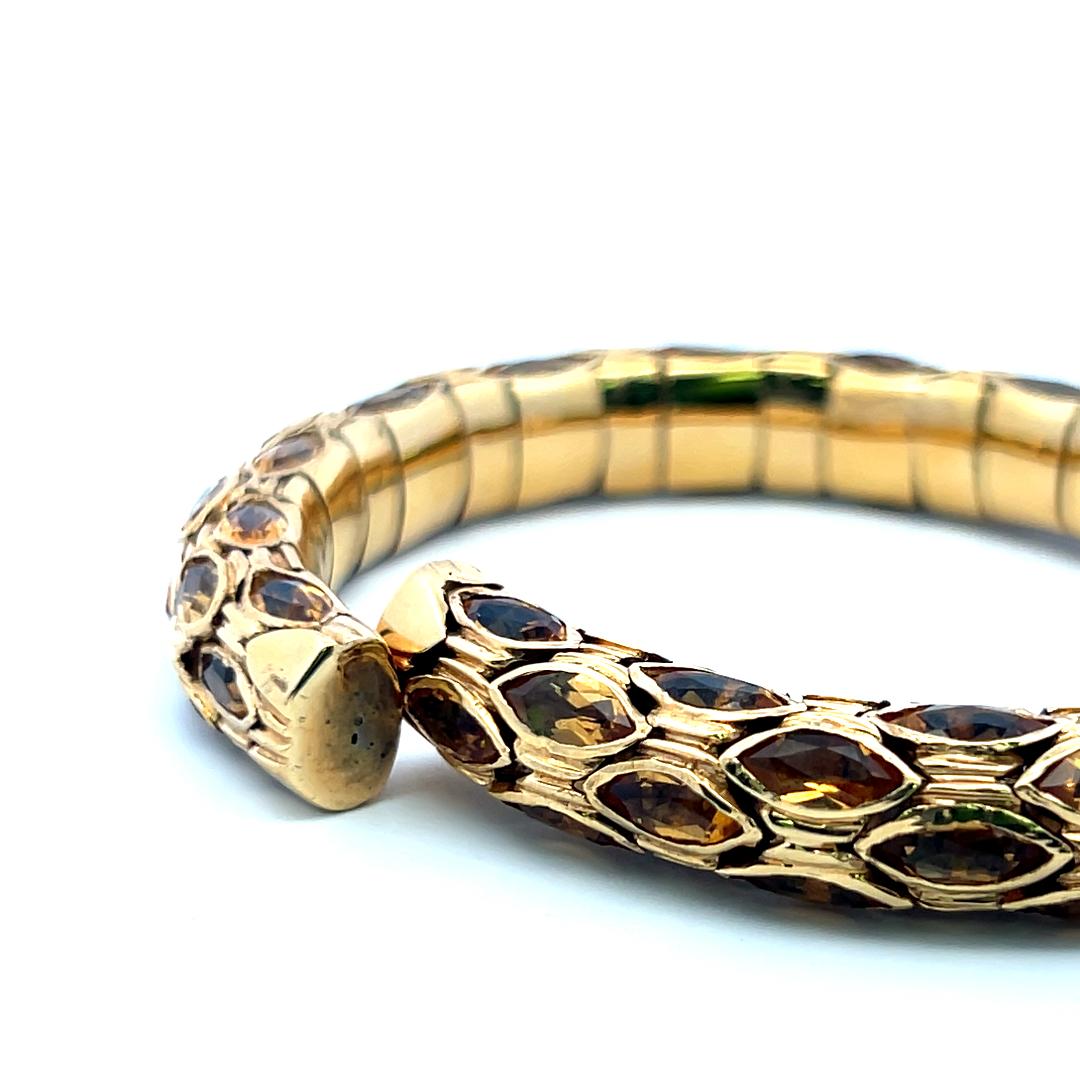 27,50 Karat Citrin in Marquisform 18 Karat Gelbgold Manschettenarmband im Angebot 4