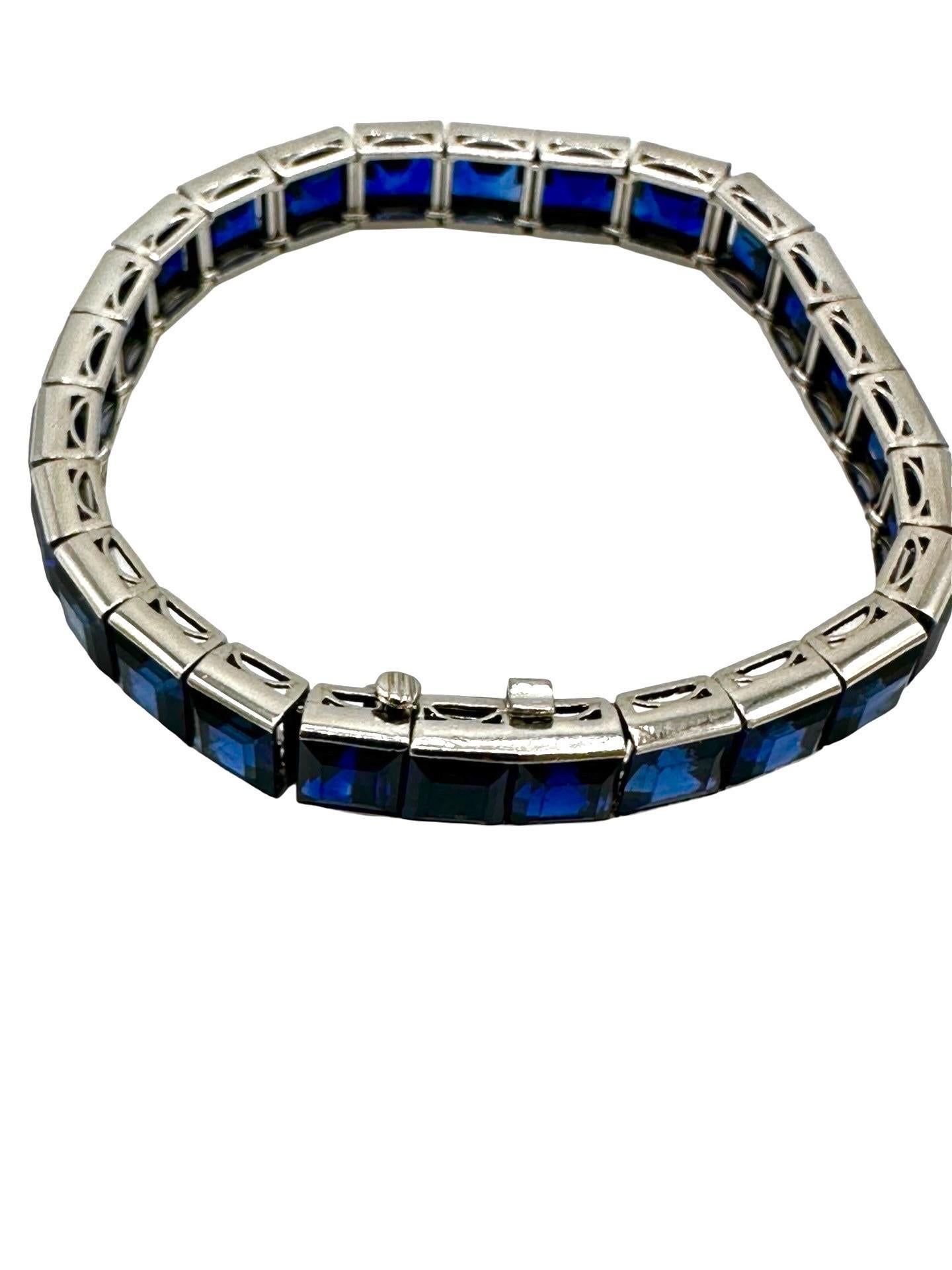Women's or Men's 27.50 Carats Natural Sapphire and Platinum Line Bracelet For Sale