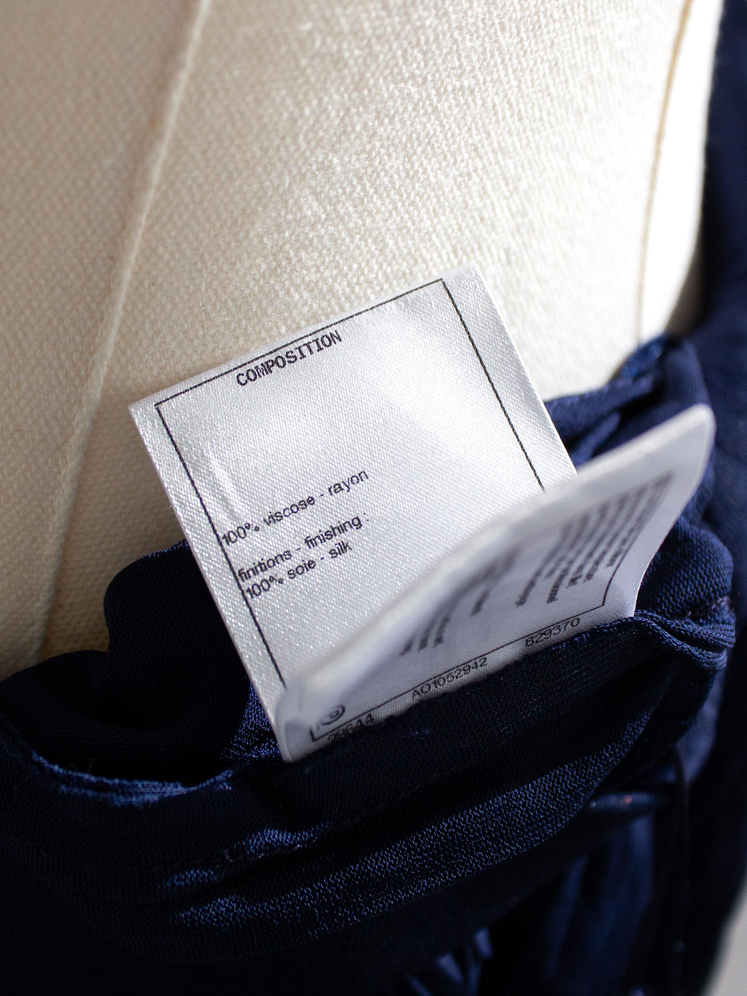 2750 $ Chanel Cruise 2018 Greece Navy Blue Pantalon palazzo plissé 18C en vente 8