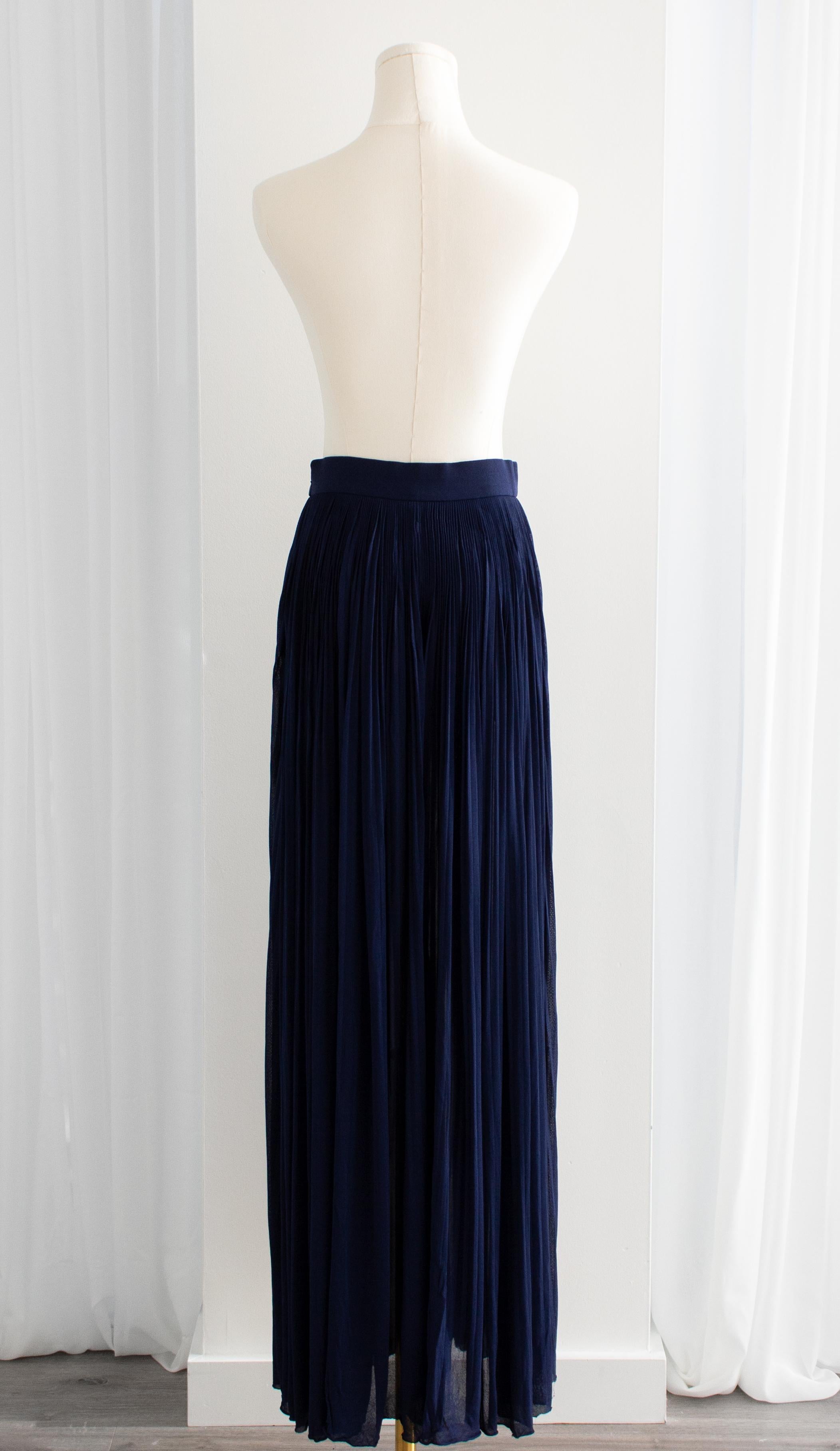 $2750 Chanel Cruise 2018 Grecia Pantaloni palazzo plissettati blu navy 18C in vendita 1