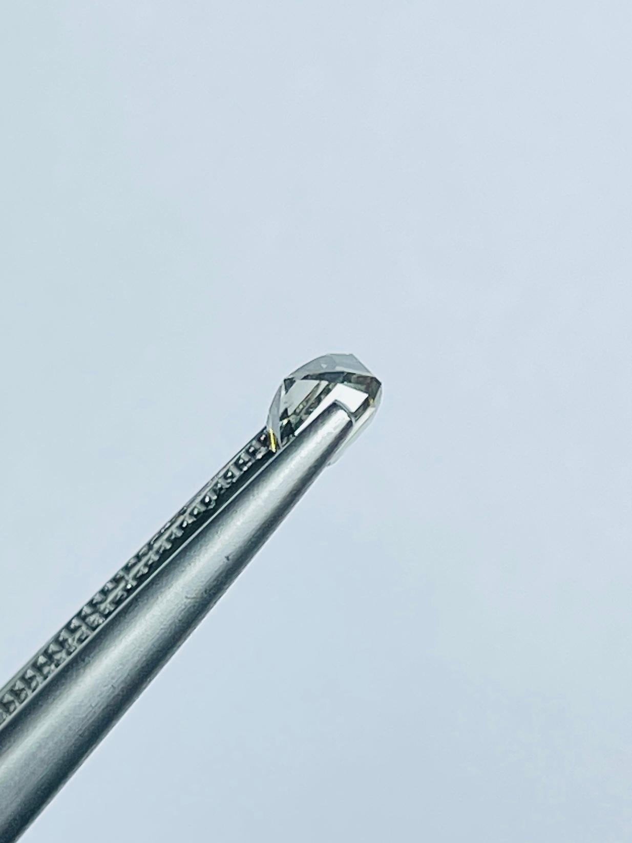 IGI certificado 0,38 quilates Diamante natural Raro Gris Verde Amarillo en Nuevo estado para la venta en bangkok, TH
