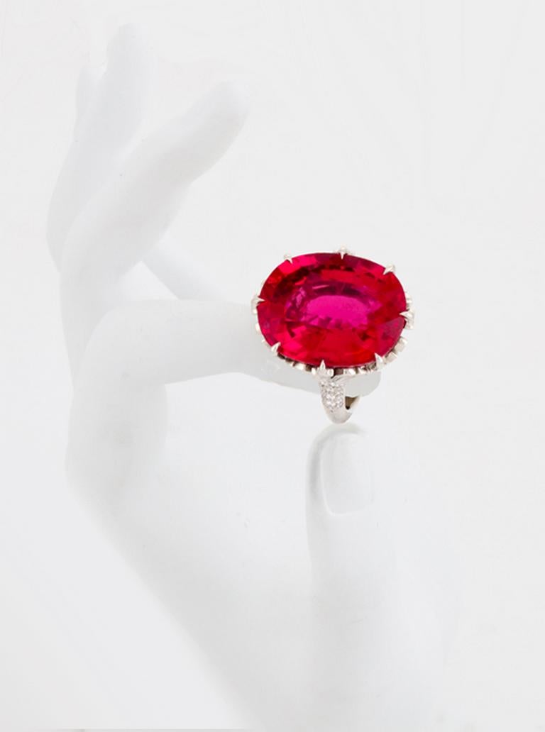 27.57 Carat Mozambique Pink Rubelite Diamond FAN Ring by John Landrum Bryant In New Condition For Sale In New York, NY