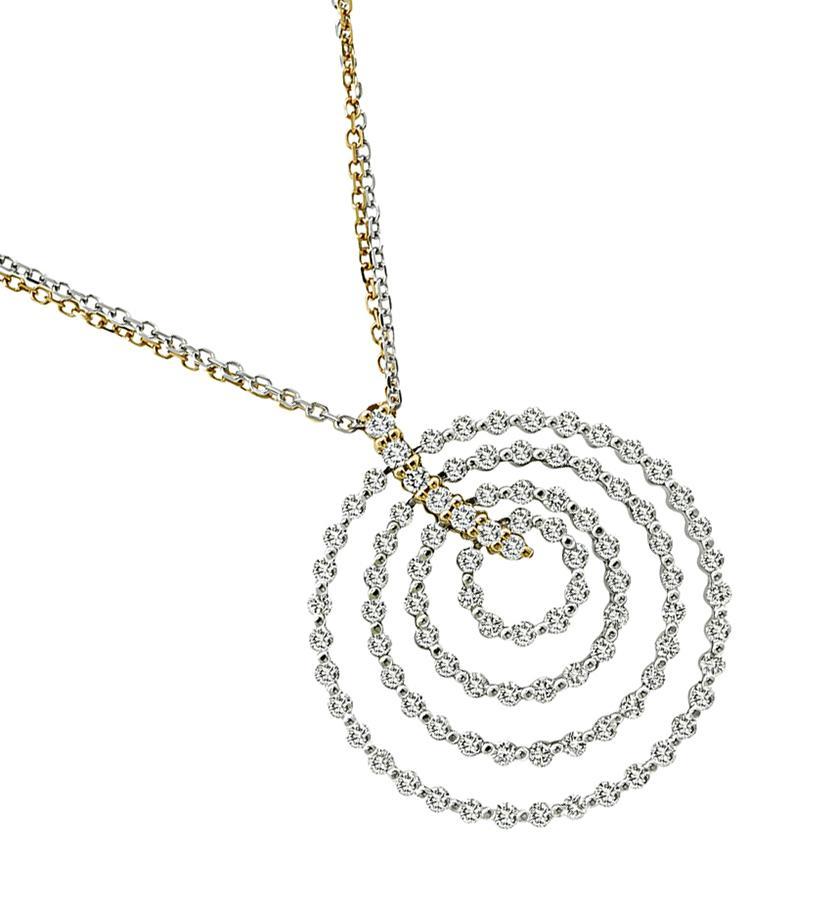 Taglio rotondo Collana con ciondolo in oro bicolore con diamante da 2,75 ct. in vendita