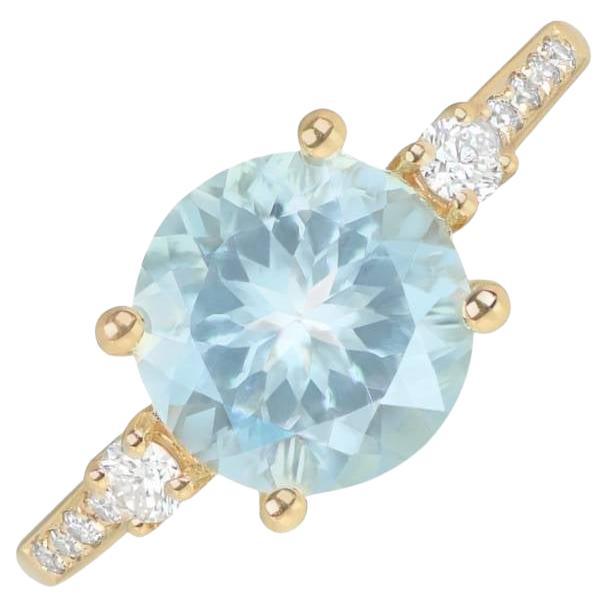 2.75ct Round Cut Aquamarine Engagement Ring, 18k Yellow Gold For Sale