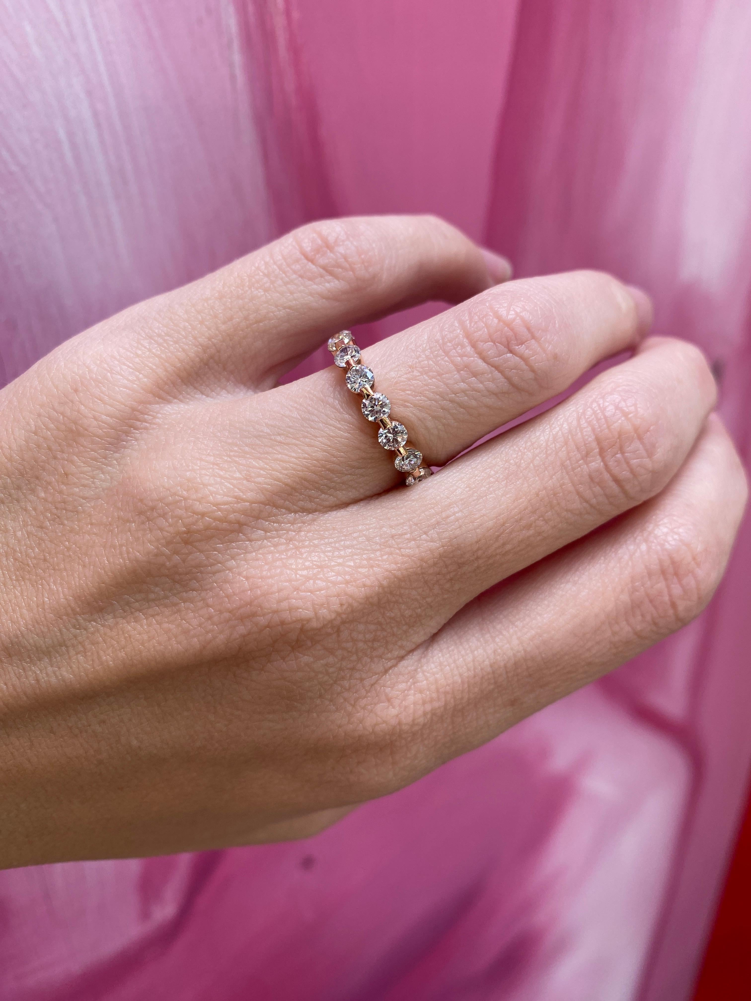 Fascia per l'eternità con diamante rotondo da 2,75 carati in oro rosa 18 carati in vendita 8