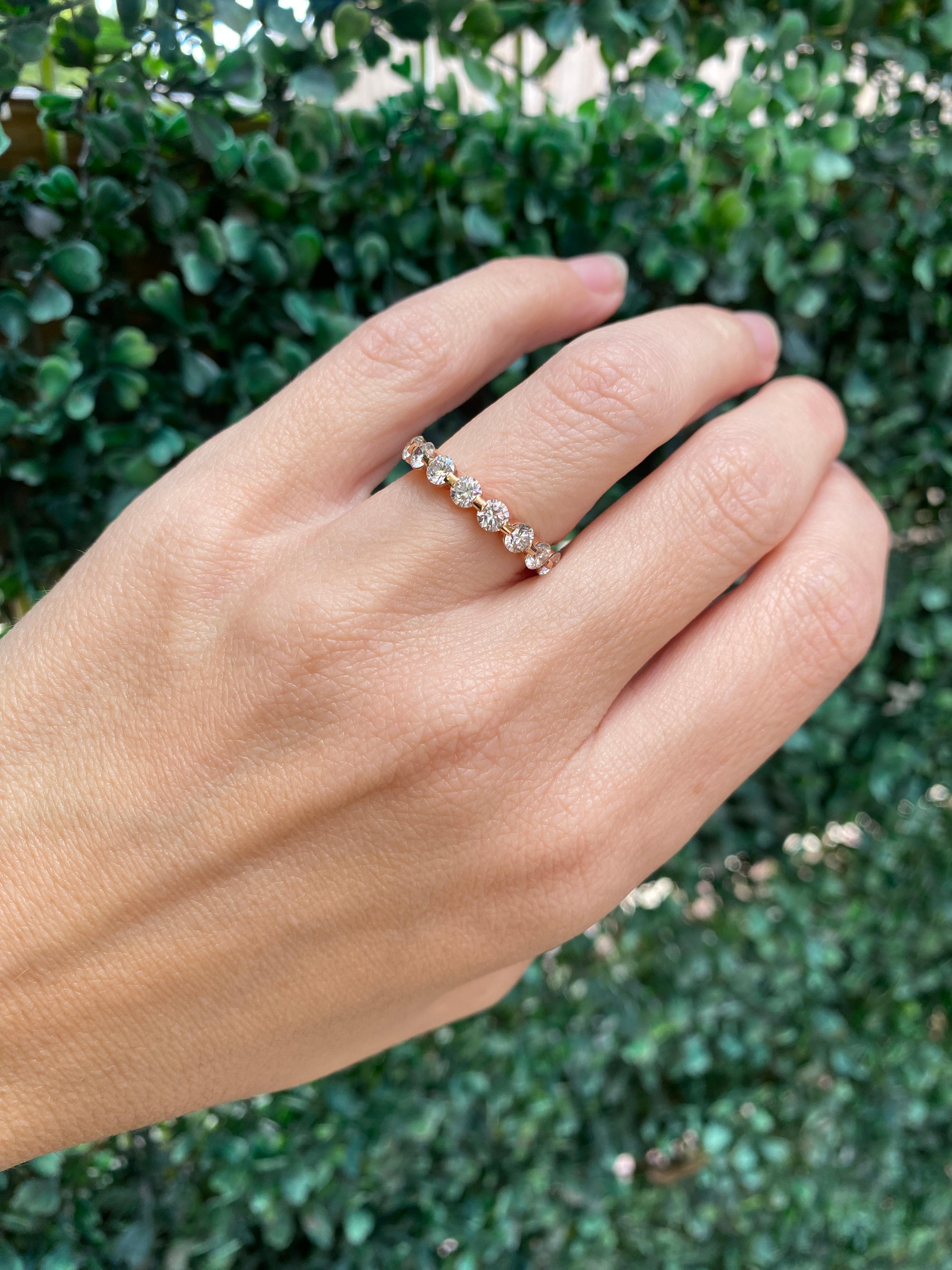 Fascia per l'eternità con diamante rotondo da 2,75 carati in oro rosa 18 carati in vendita 16