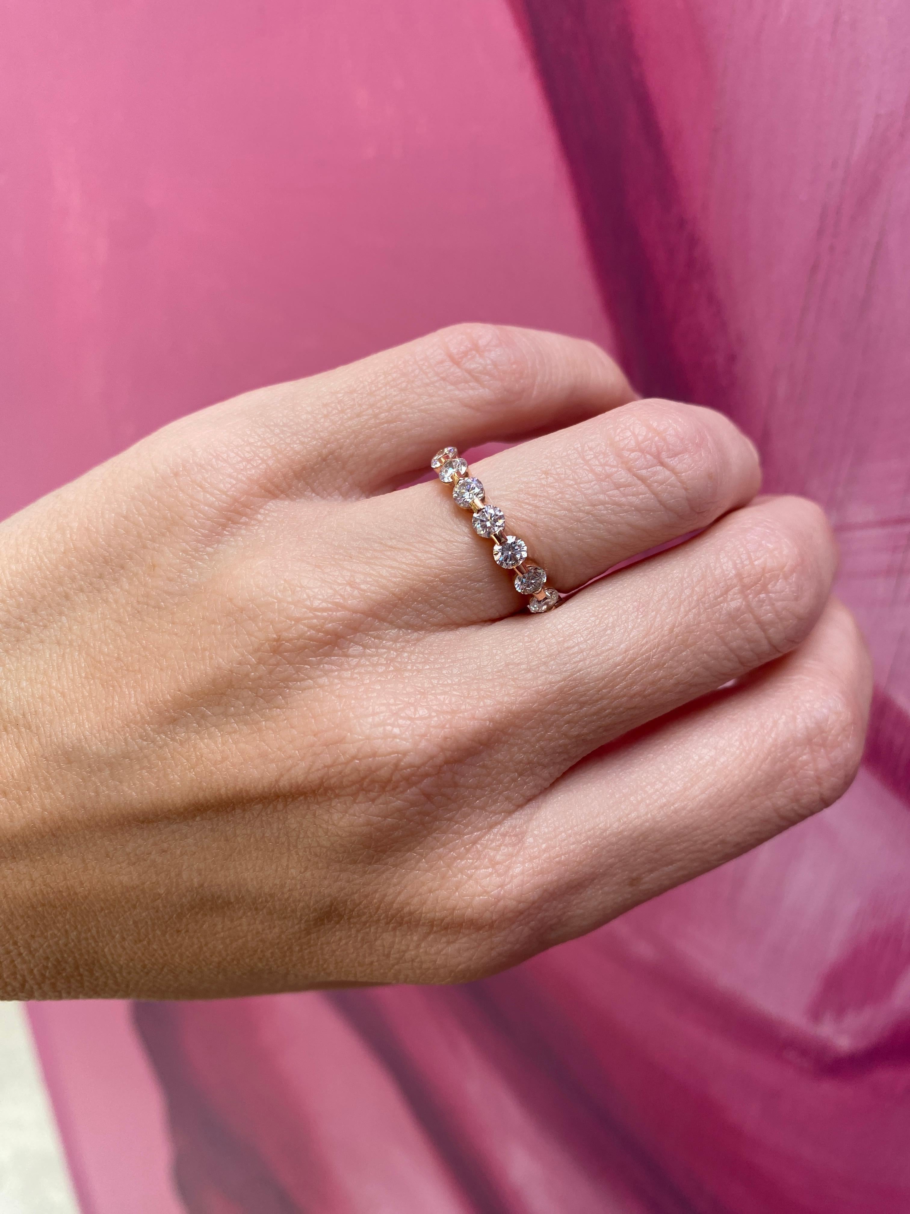 Fascia per l'eternità con diamante rotondo da 2,75 carati in oro rosa 18 carati in vendita 22