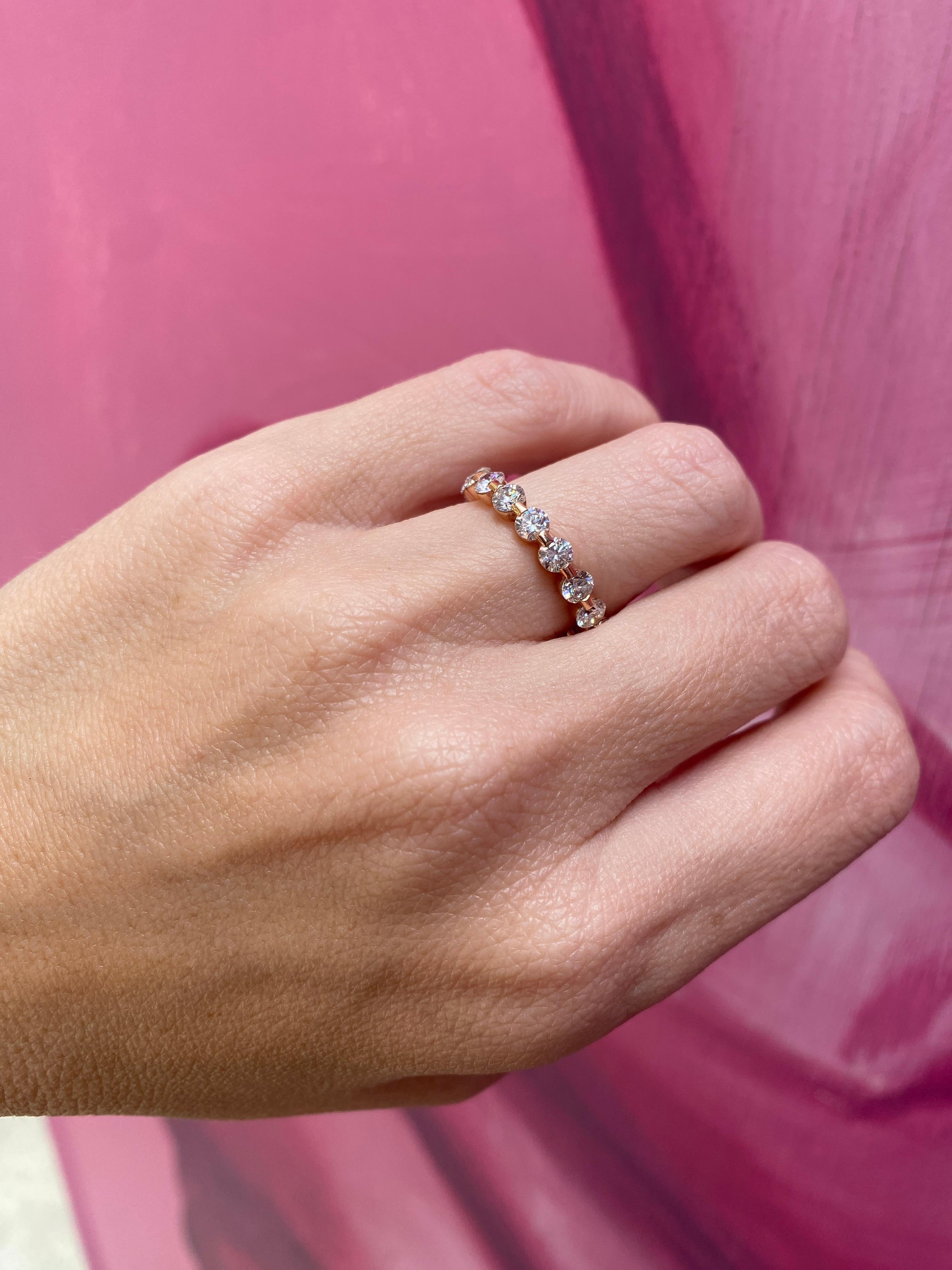 Fascia per l'eternità con diamante rotondo da 2,75 carati in oro rosa 18 carati in vendita 23