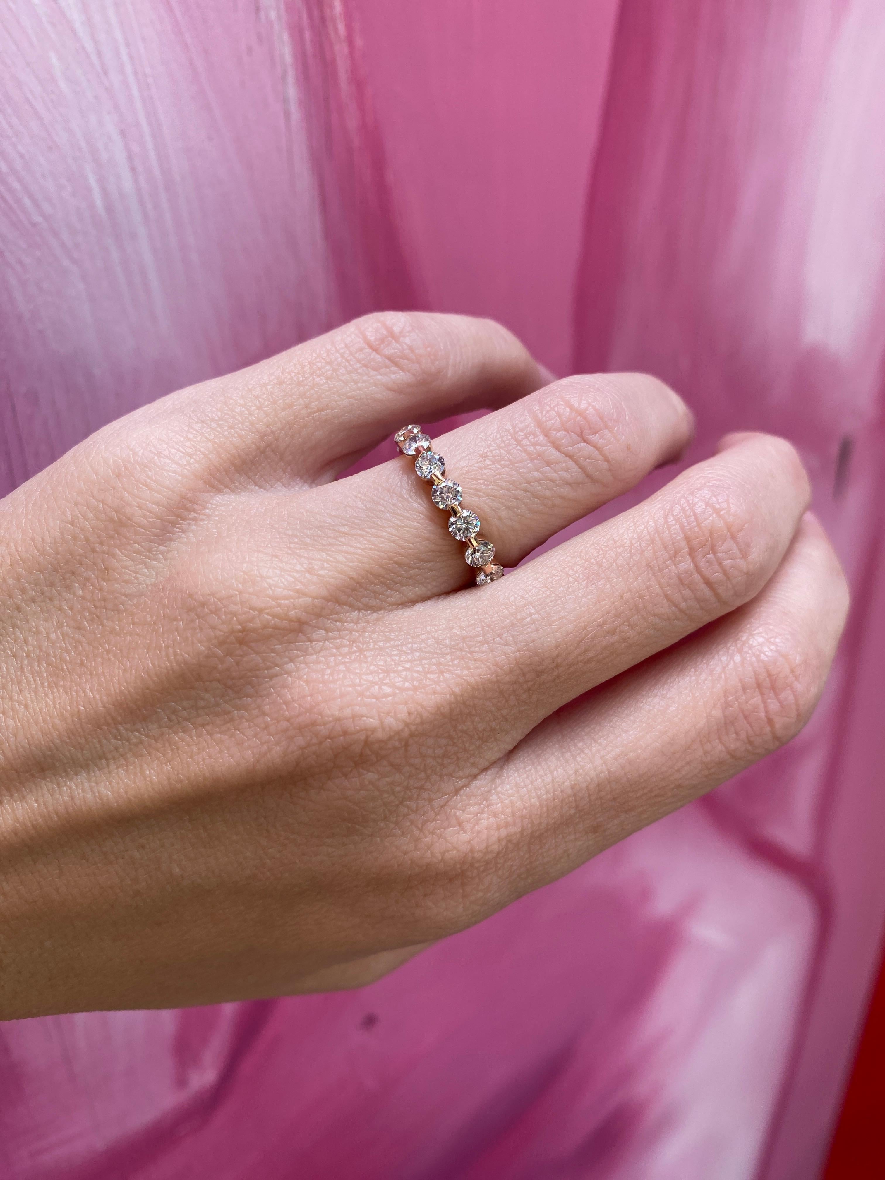 Fascia per l'eternità con diamante rotondo da 2,75 carati in oro rosa 18 carati in vendita 24