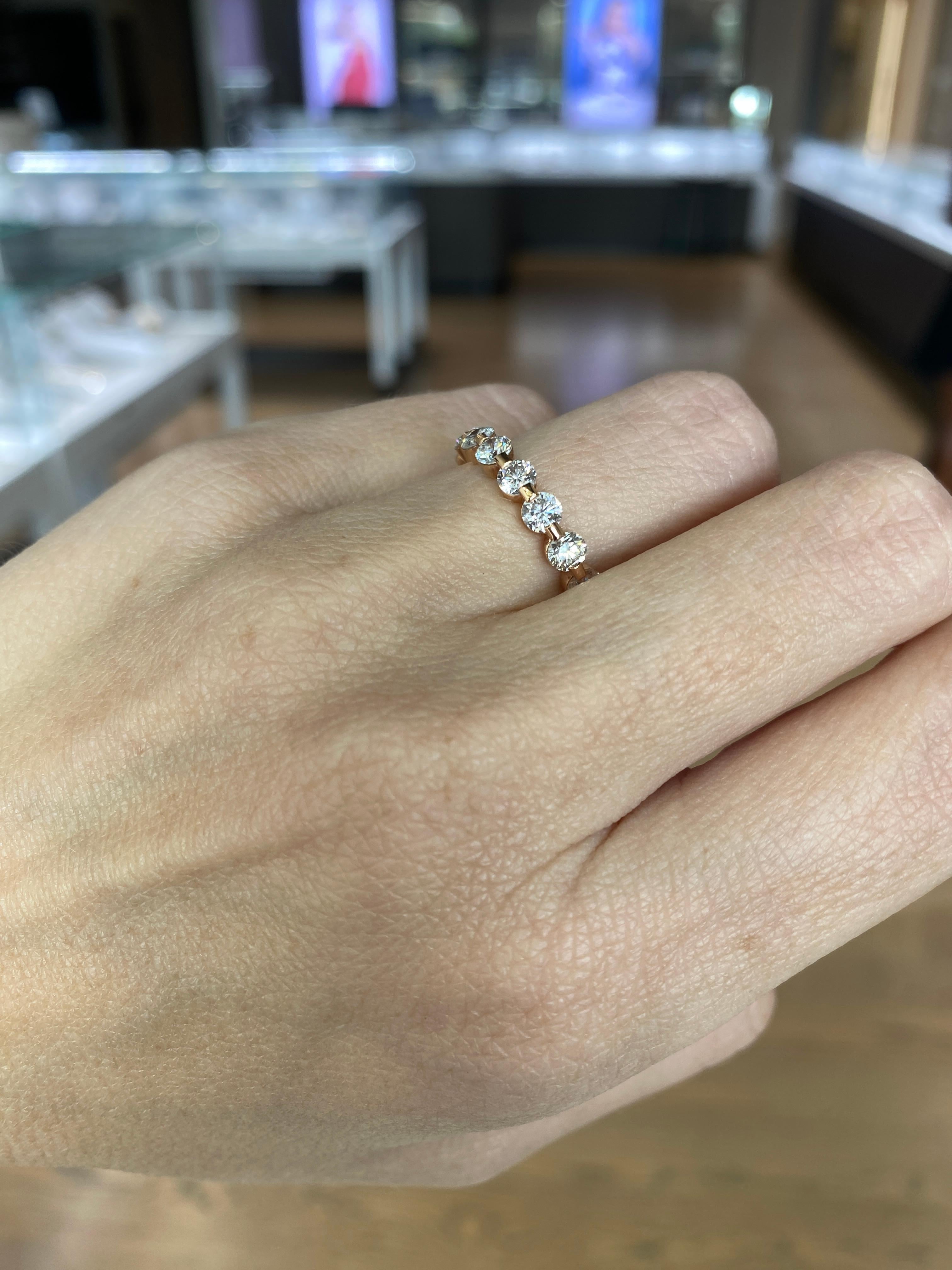 Fascia per l'eternità con diamante rotondo da 2,75 carati in oro rosa 18 carati in vendita 3