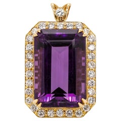27.5x18.5mm, 22cts Amethyst Pendant w Earth Mined Diamond Halo in Solid 14K Gold