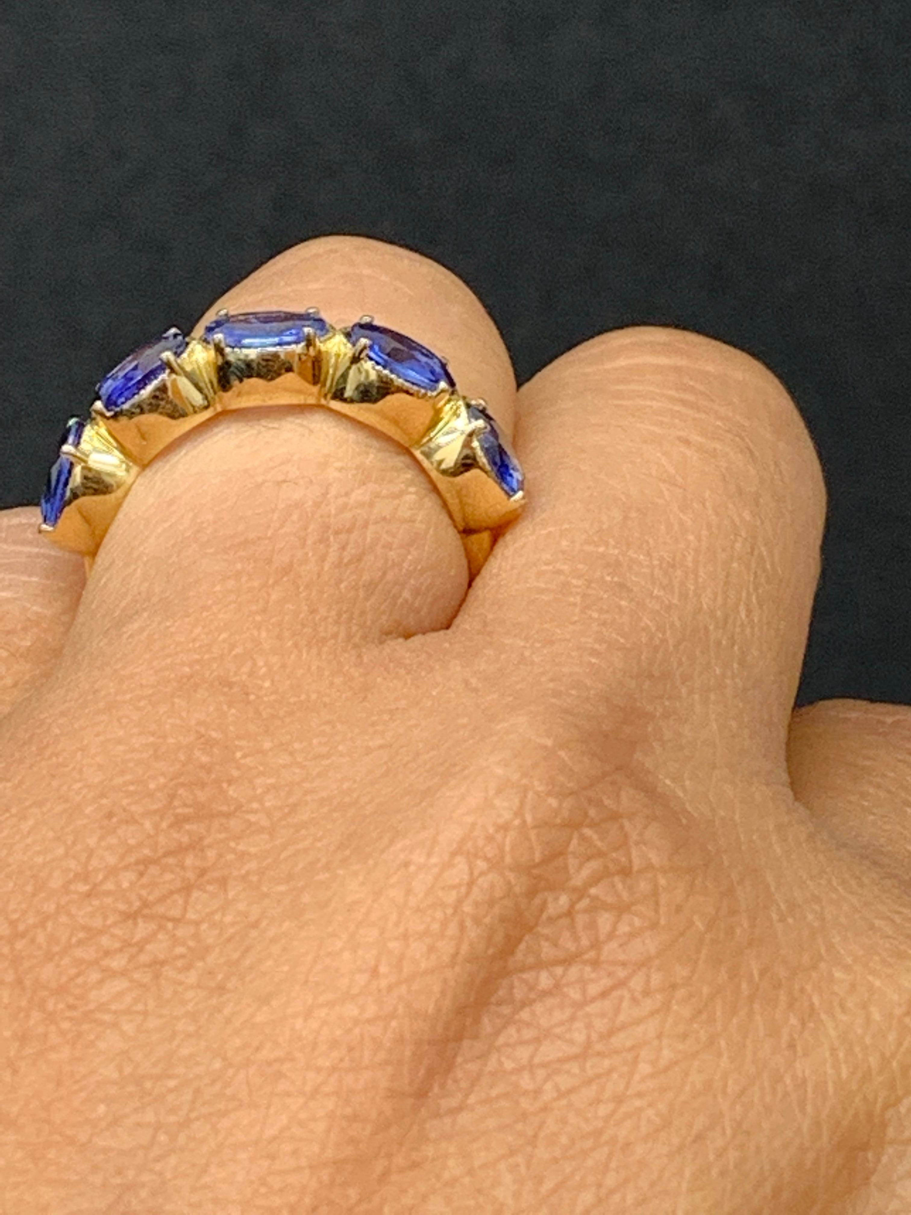 2.76 Carat Blue Sapphire and Diamond 5 Stone Wedding Band in 14K Yellow Gold For Sale 1