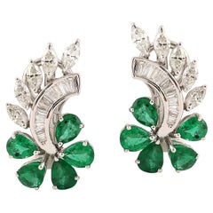 2.76 Carat Emerald 14 Karat Gold Floral Stud Ears