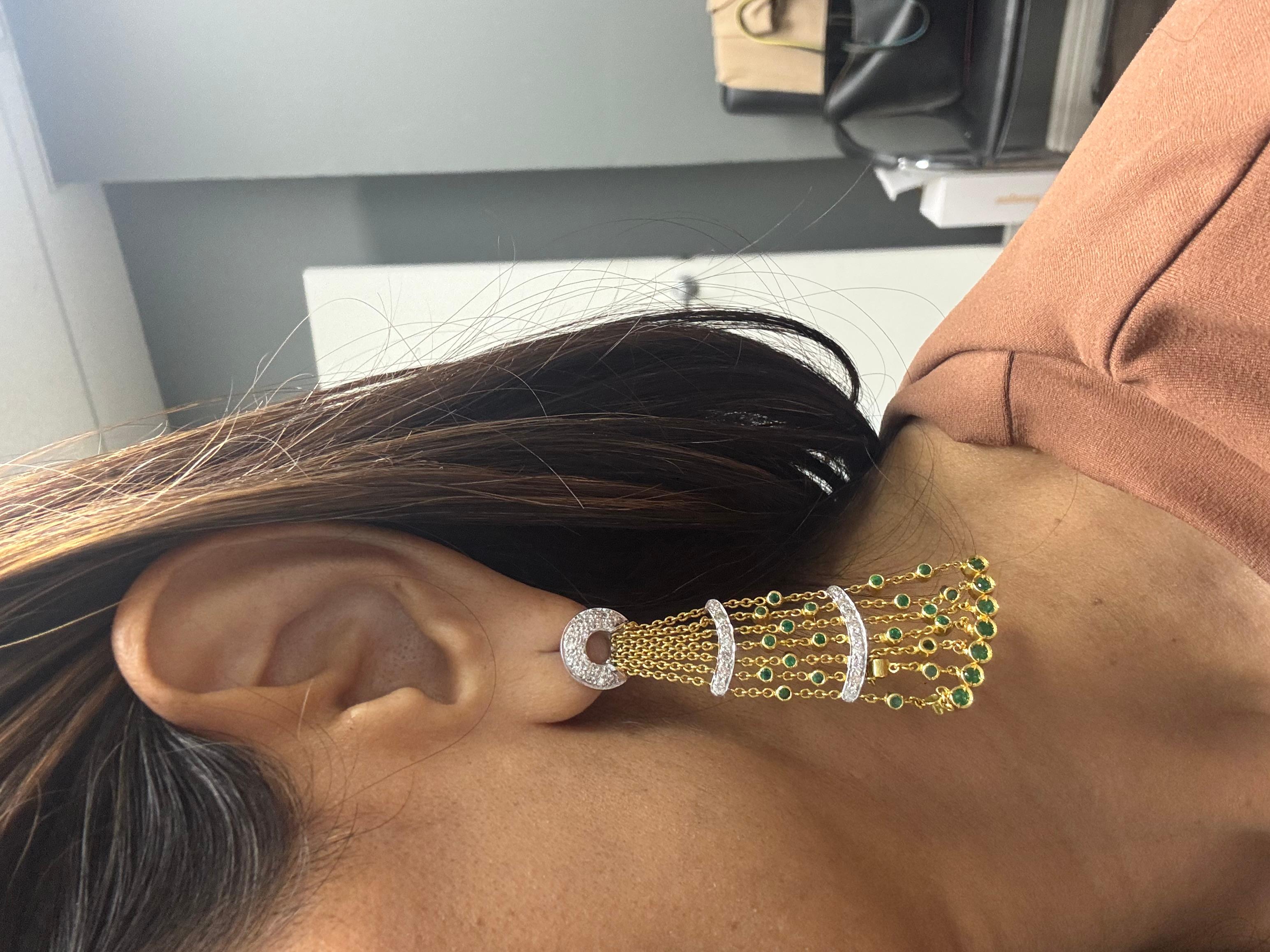 Orecchini in oro 18K con diamante e smeraldo naturale da 2,76 carati fatti a mano in vendita 2