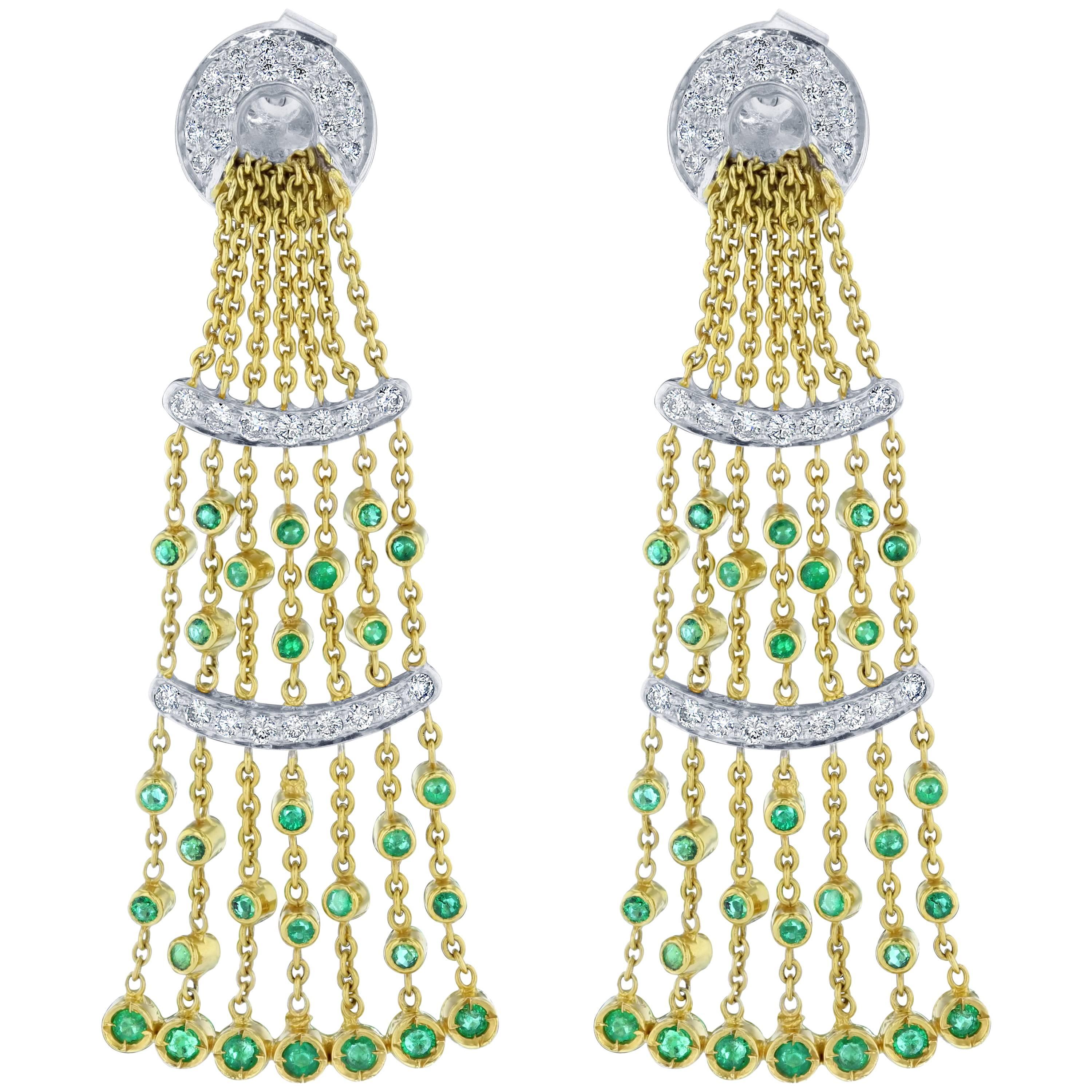Orecchini in oro 18K con diamante e smeraldo naturale da 2,76 carati fatti a mano in vendita