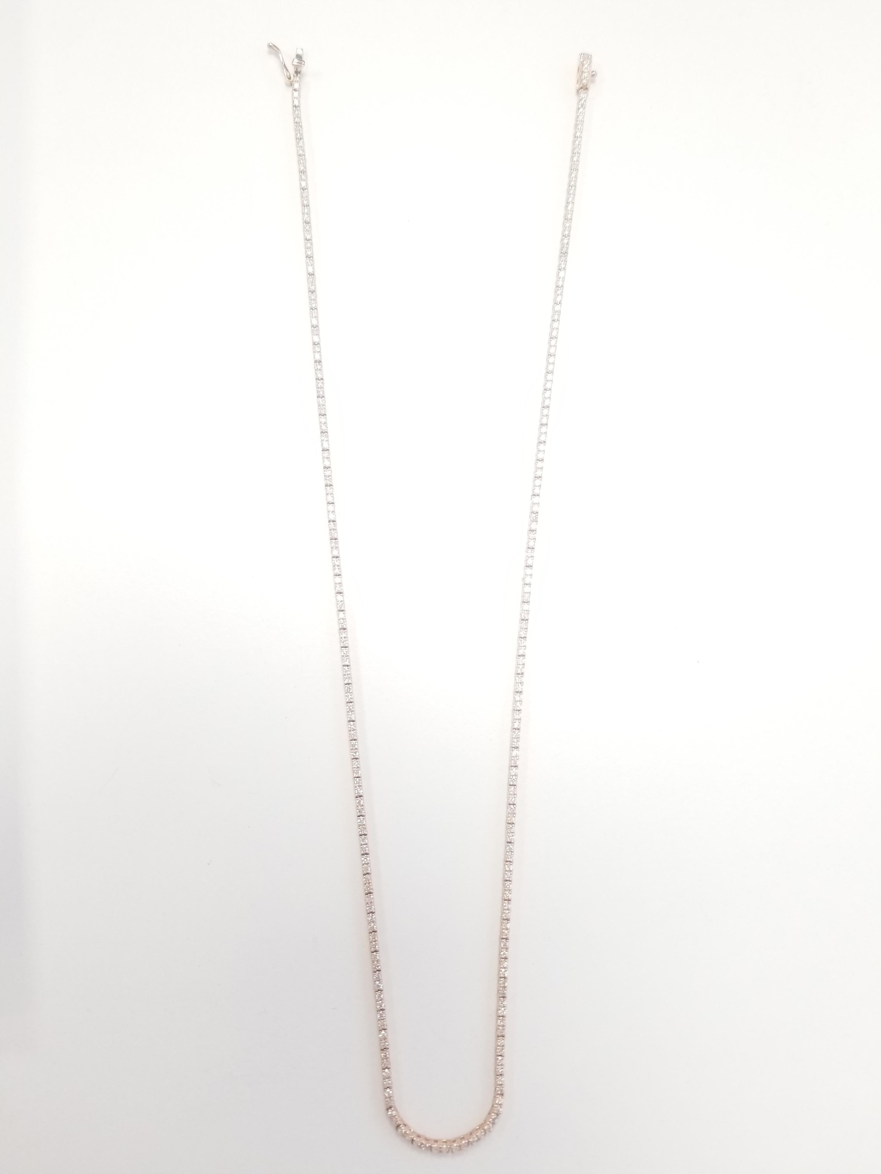 2.76 Carat Round Brilliant Cut Diamond Tennis Necklace 14 Karat Rose Gold In New Condition In Great Neck, NY