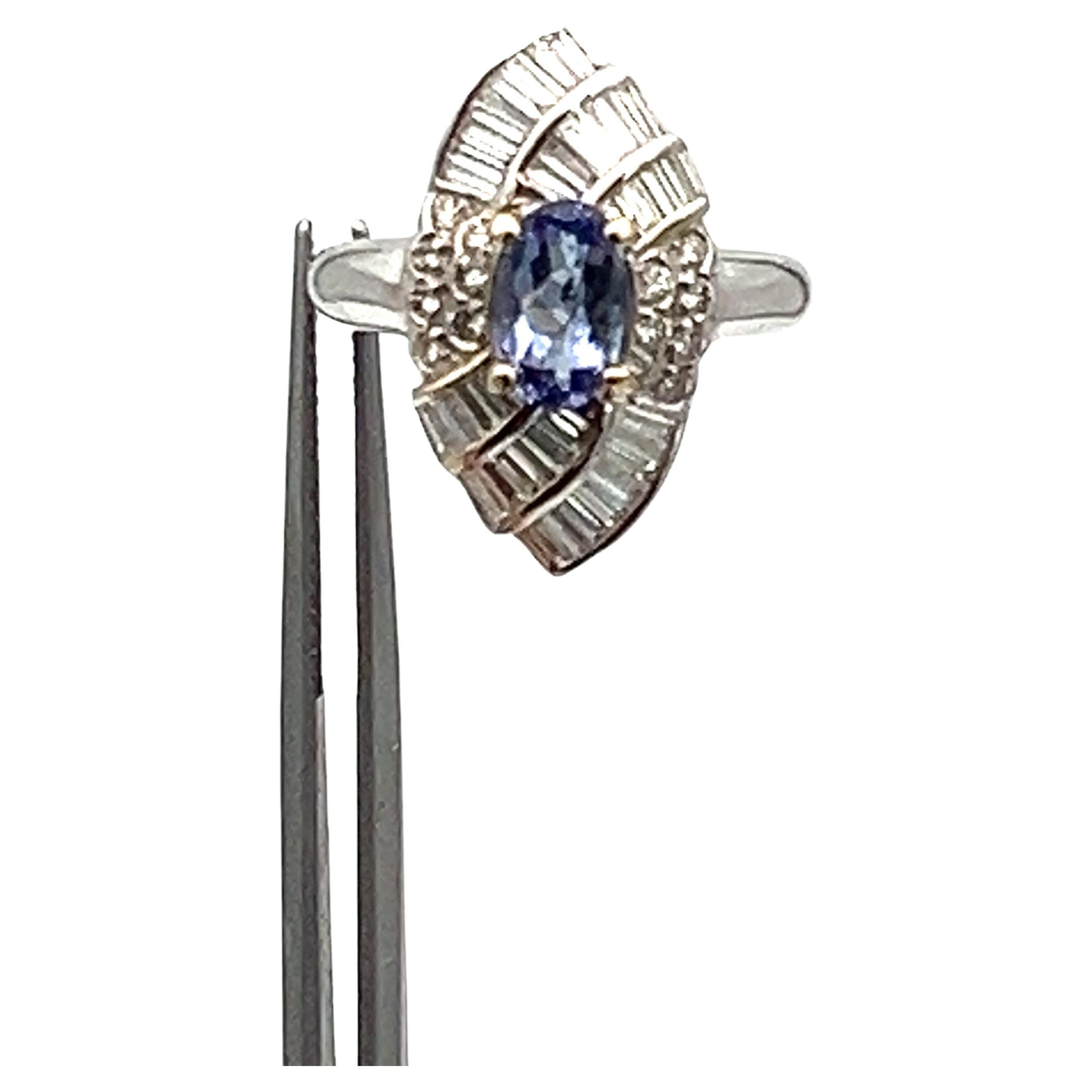 2.76 ct Tanzanite & Diamond Ring For Sale