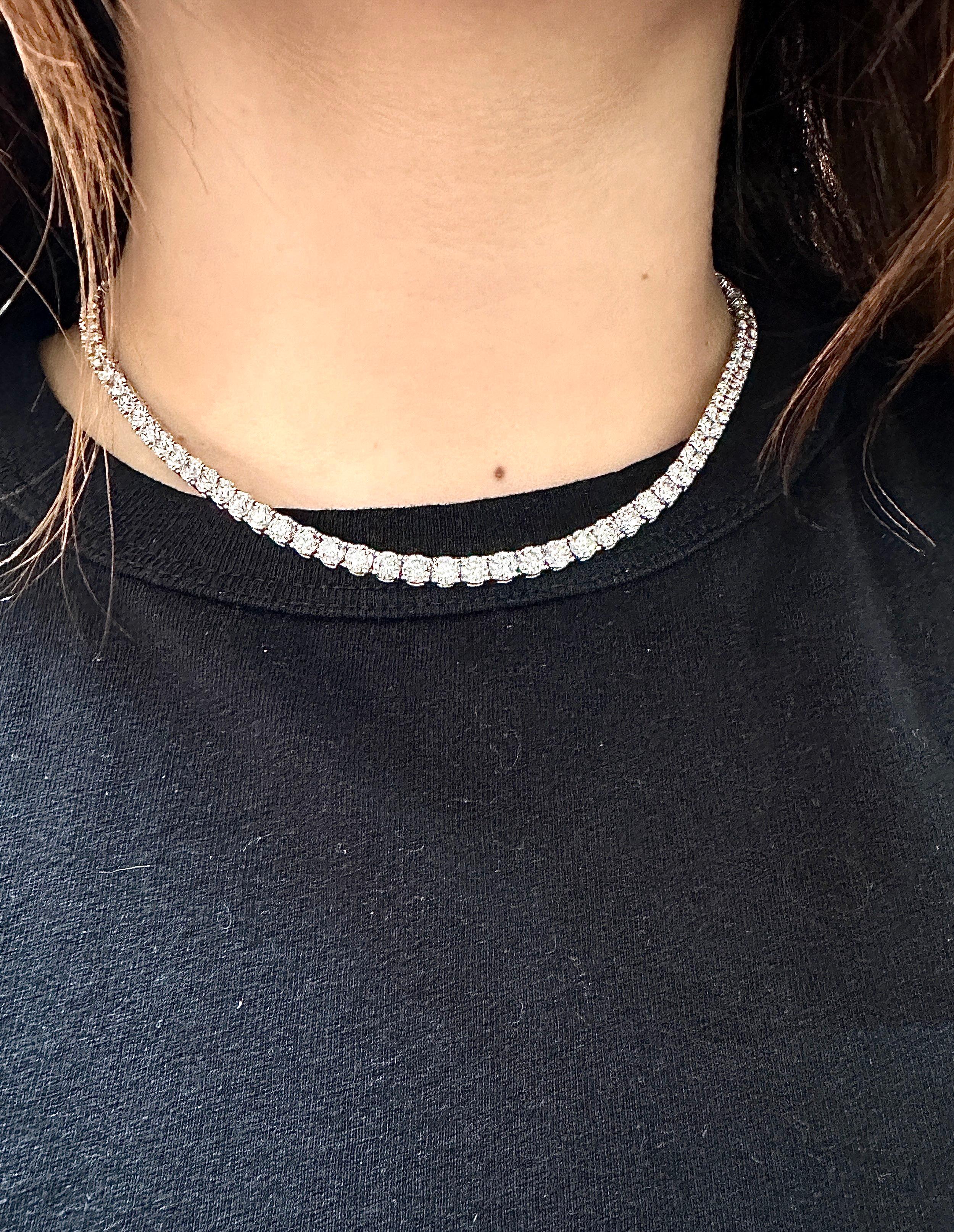Modern 27.60 Carat Natural Diamond Tennis Necklace G SI 14K White Gold 16 inches For Sale