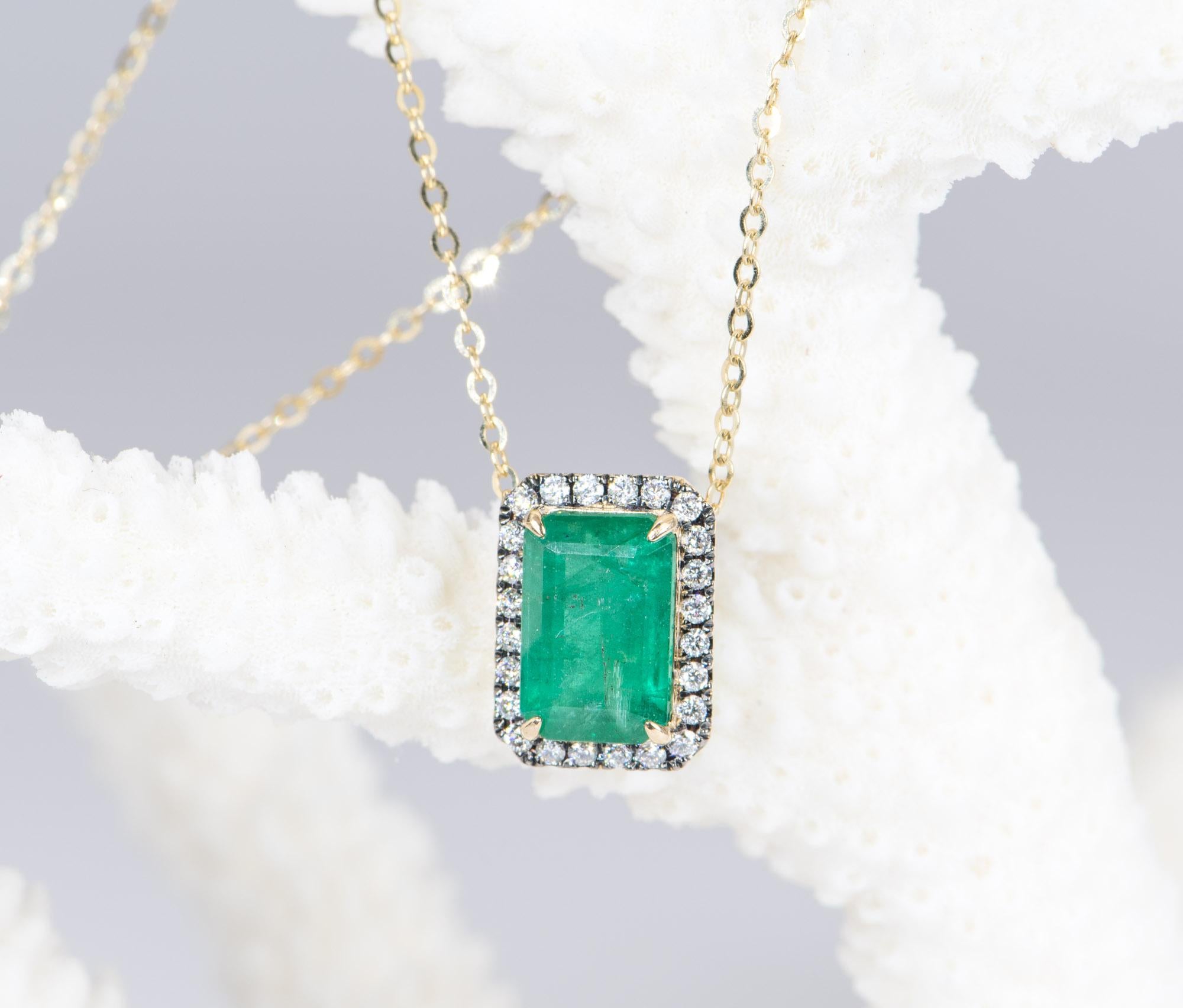Emerald Cut 2.76ct Zambian Emerald with Diamond Halo 14K Yellow Gold Pendant Necklace Chain 