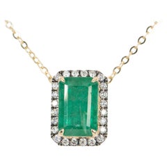 2.76ct Zambian Emerald with Diamond Halo 14K Yellow Gold Pendant Necklace Chain 