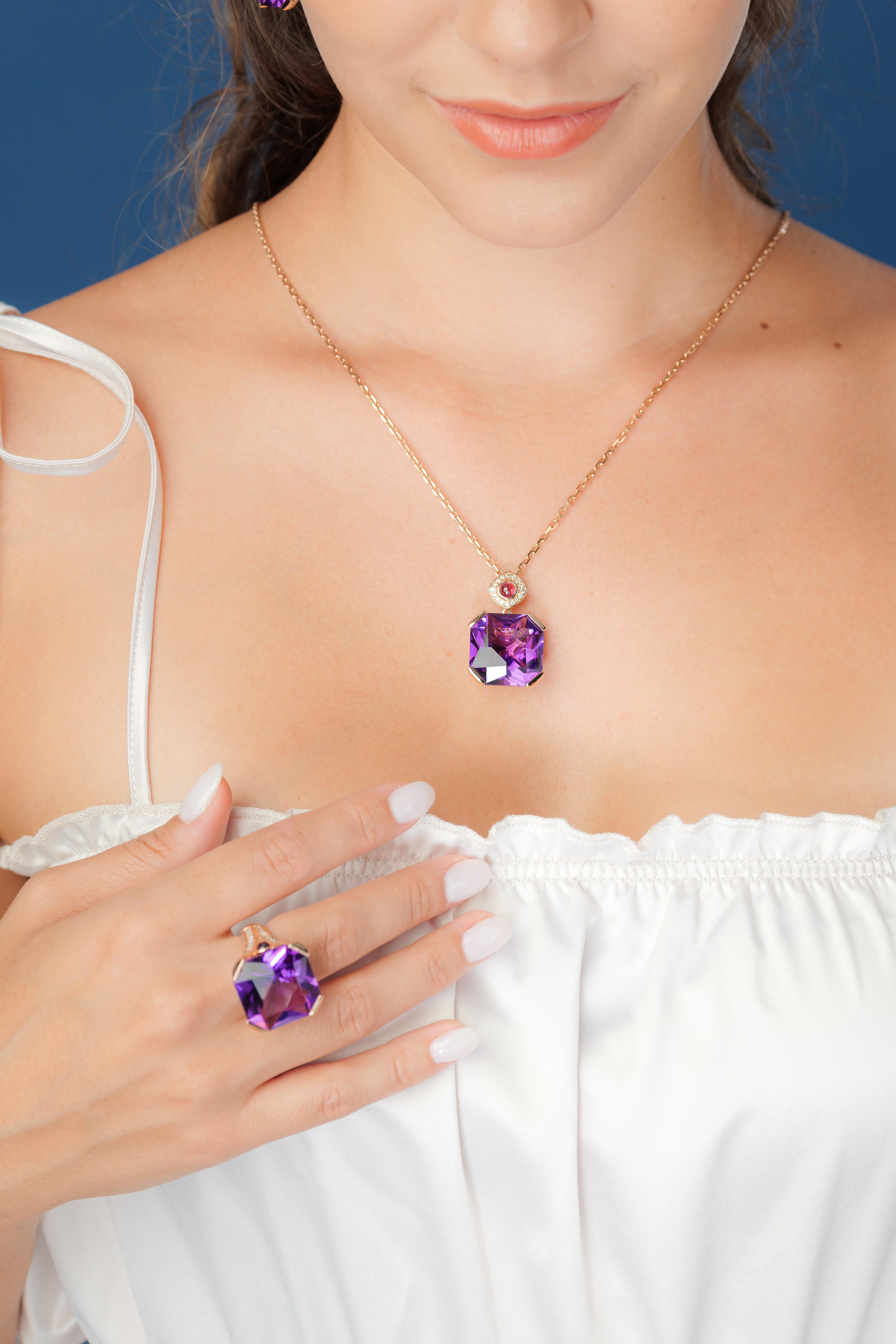 Sunita Nahata presents a collection of alluring amethysts. Amethysts are particularly known to bring powerful energies to Aquarians or those born in February. In general it is said to calm and de-stress wearers, and alleviate all negativity. This is