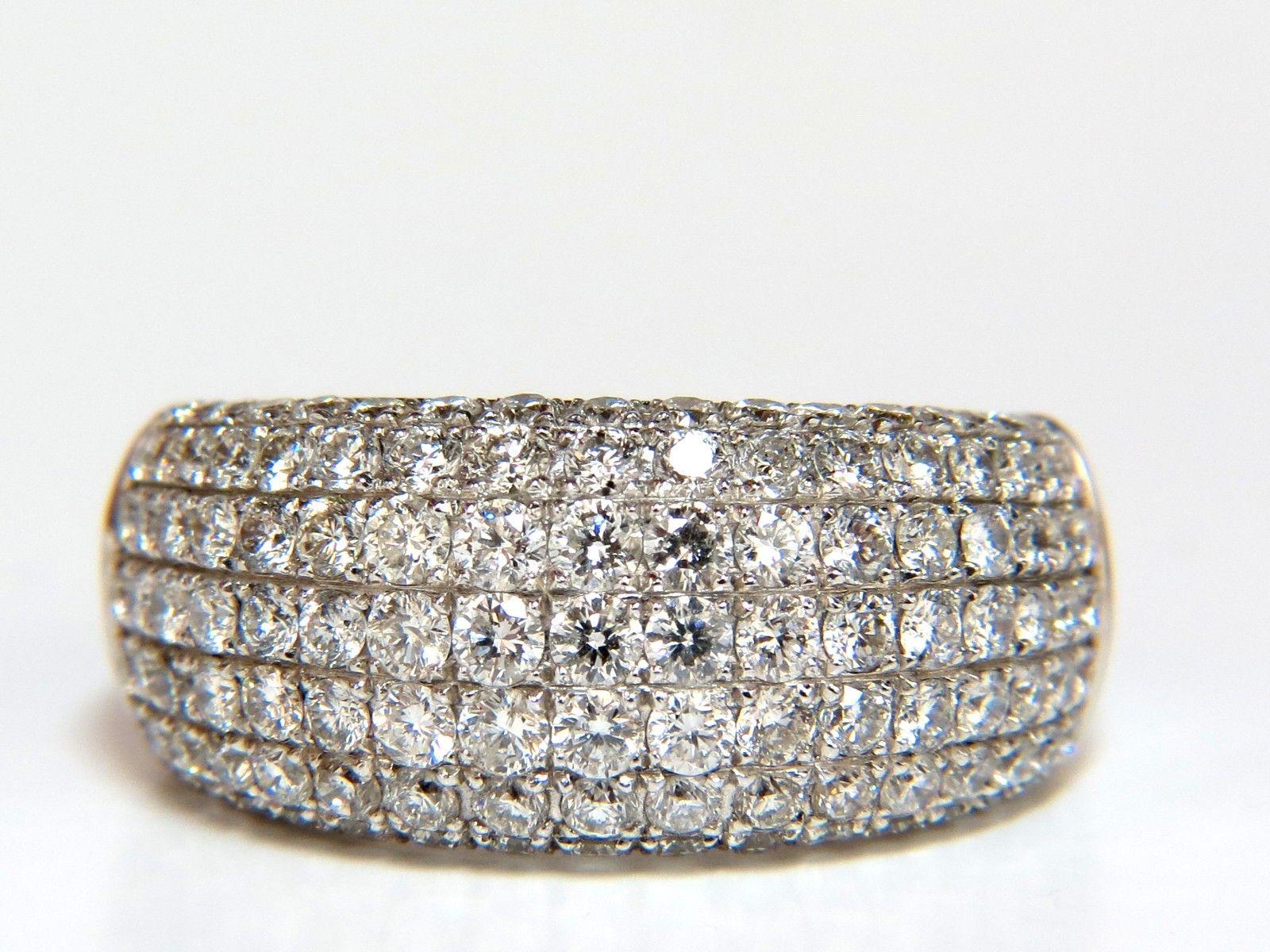 2.77 Carat Full Cut Diamonds Bead Set Wide Band Ring 18 Karat In New Condition For Sale In New York, NY