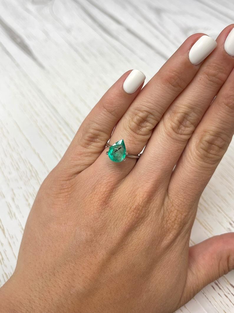 2.77 Carat Imperfectly Perfect Green Colombian Emerald - Pear Cut Teardrop Gems For Sale 4