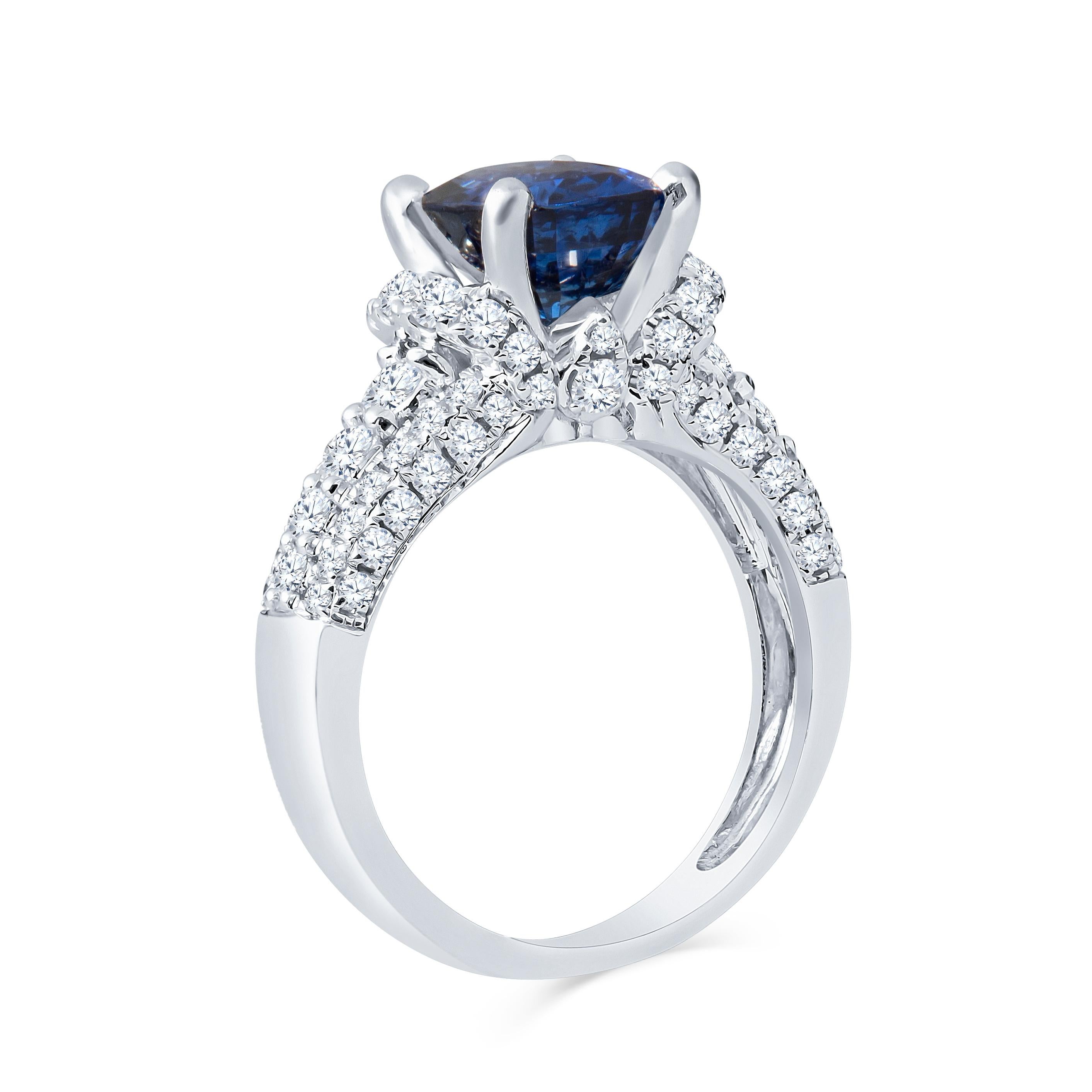 2.77 Carat Natural Blue Cushion Cut 'GIA' Sapphire and Diamond Ring, 18 Karat In New Condition In Houston, TX