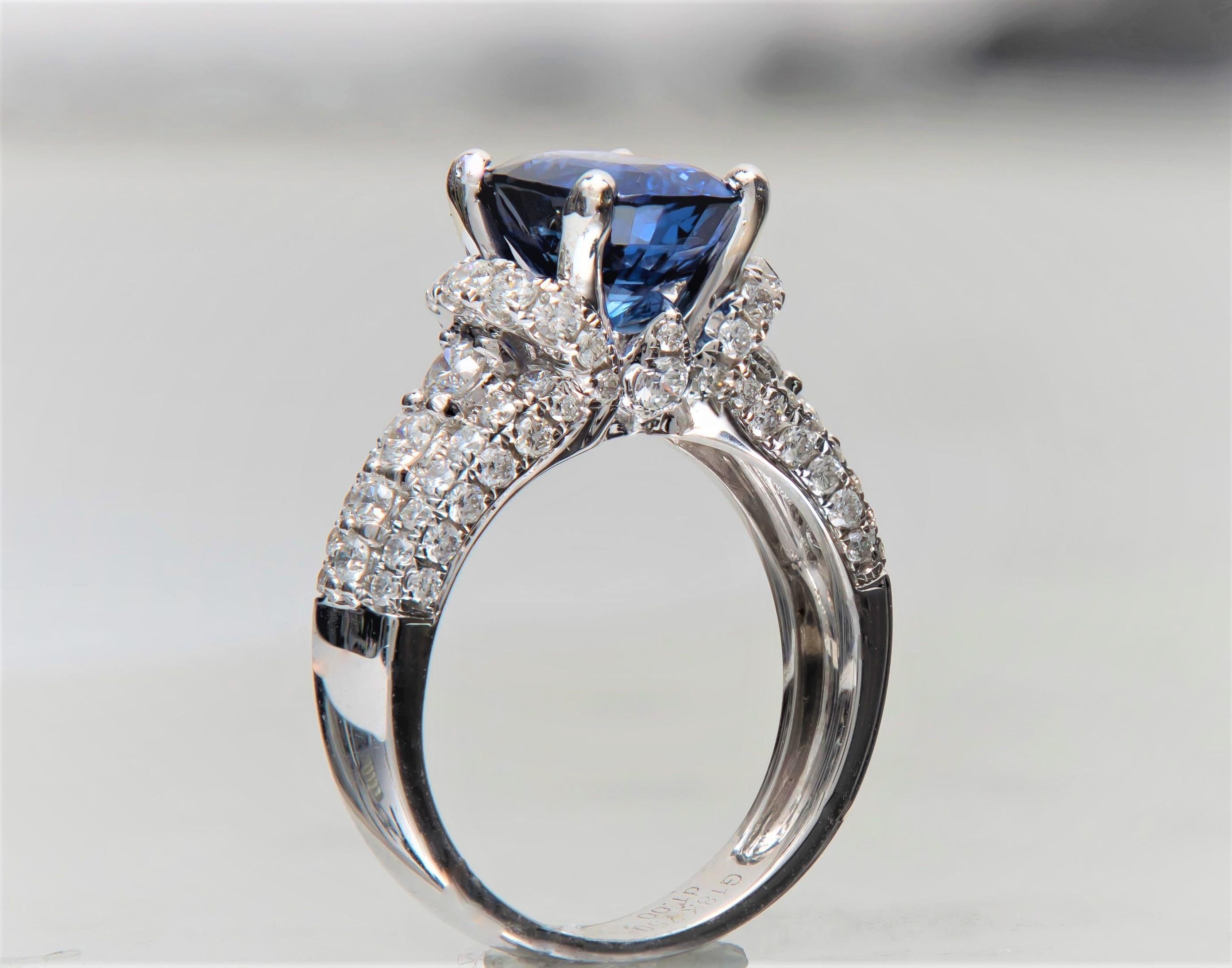 2.77 Carat Natural Blue Cushion Cut 'GIA' Sapphire and Diamond Ring, 18 Karat 1