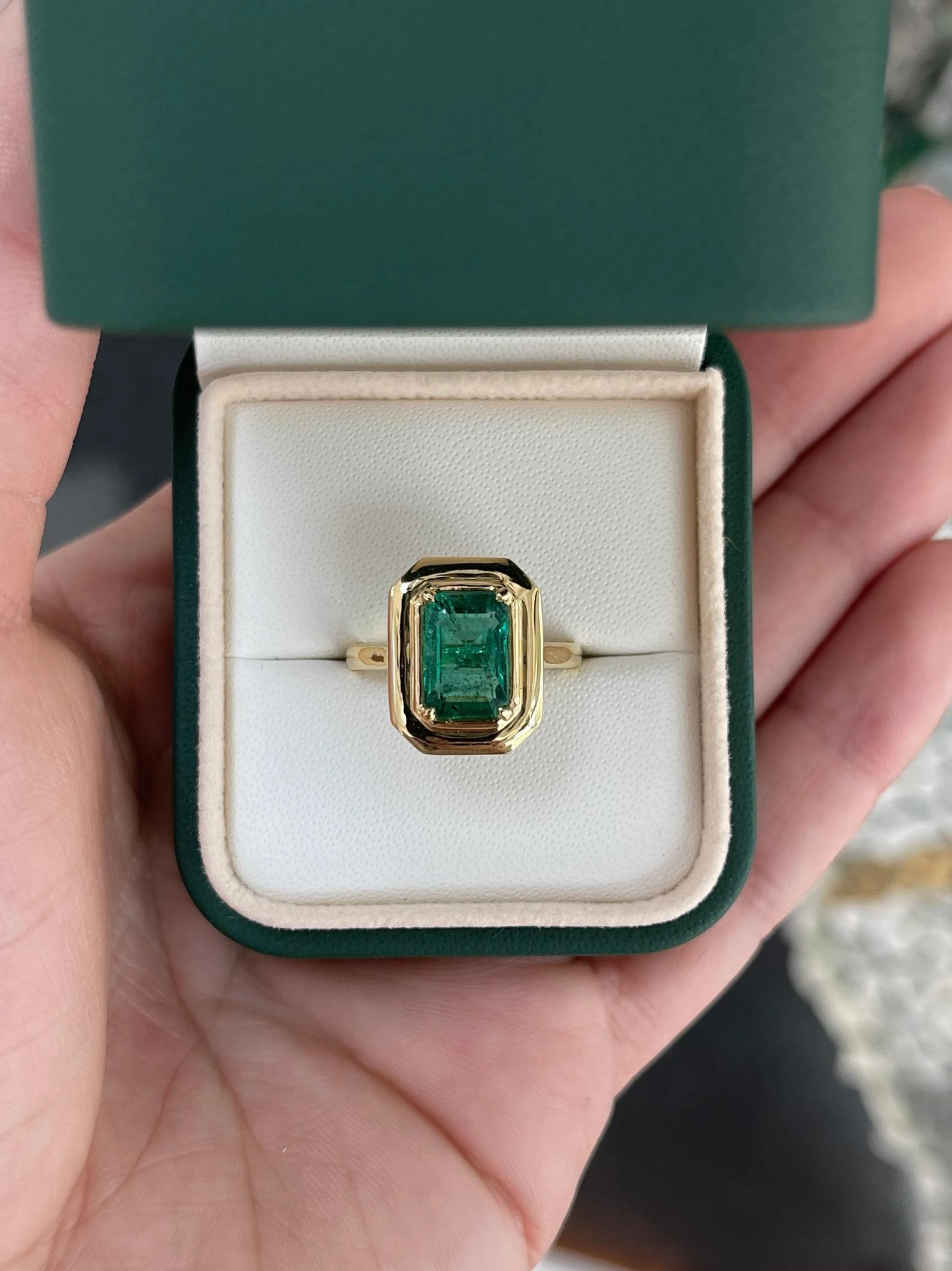 Modern 2.77 Carat Natural Emerald Four Prong Half Bezel Set Mossy Green Ring 18K