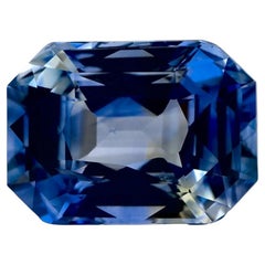 Pierre précieuse taille octogonale saphir bleu 2.77 carat