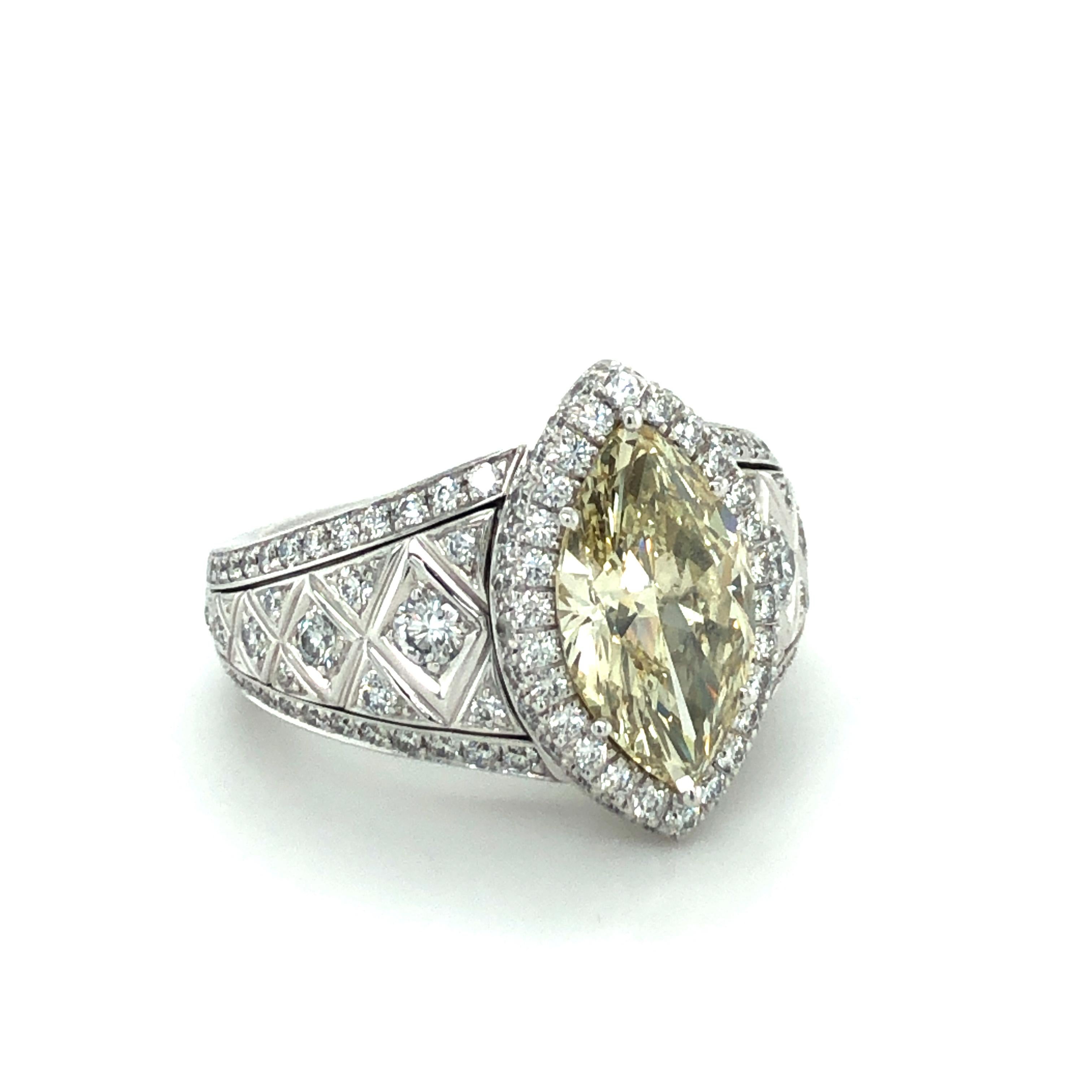 Contemporary 2.77 Carat Marquise-Cut Diamond Ring by Avalon Swiss in 18 Karat White Gold For Sale