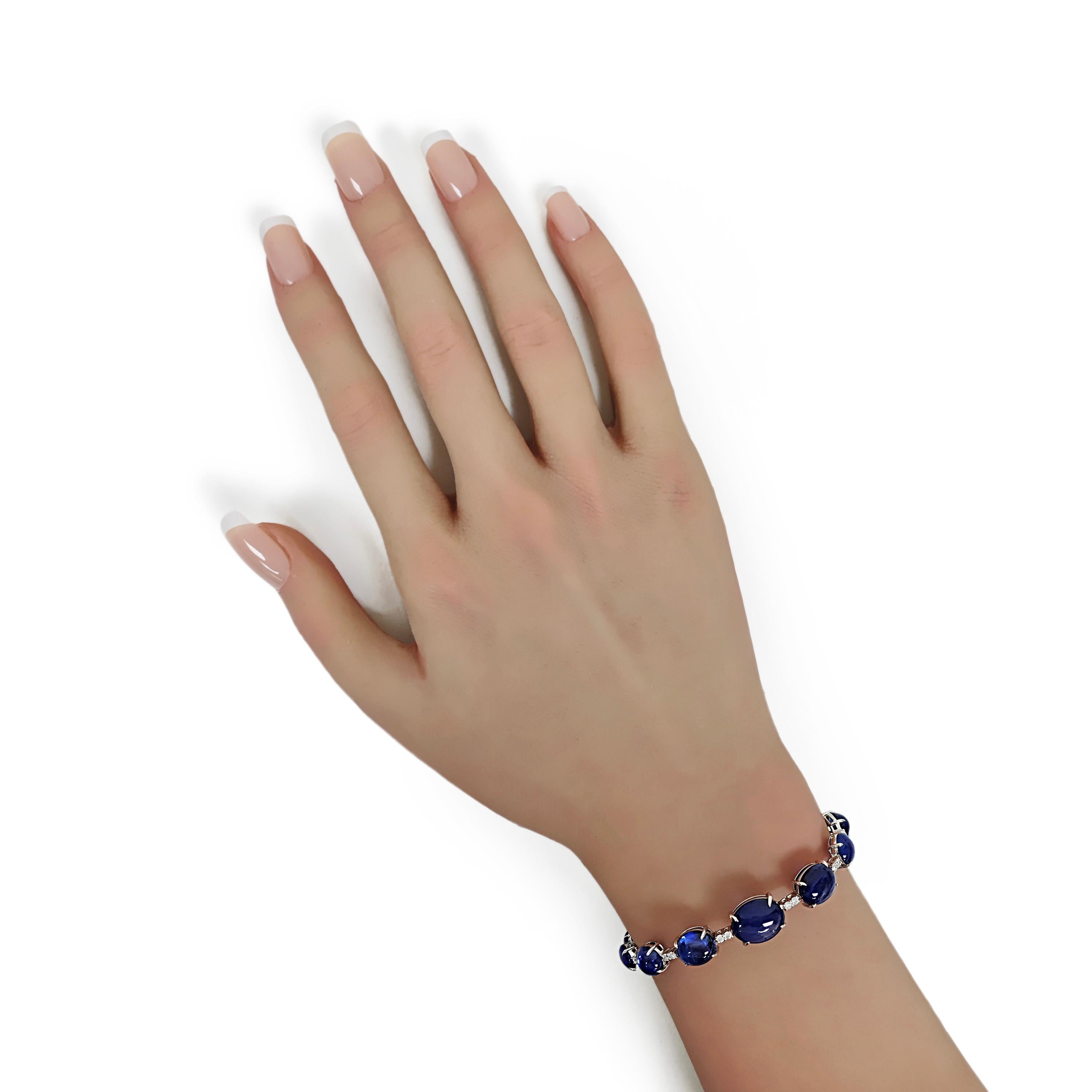 Mixed Cut 27.70 Carats Sapphire and Diamond White Gold Bracelet For Sale