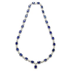 27.78 Carat Natural Ceylon Sapphires and Diamonds Necklace Made in Platinum