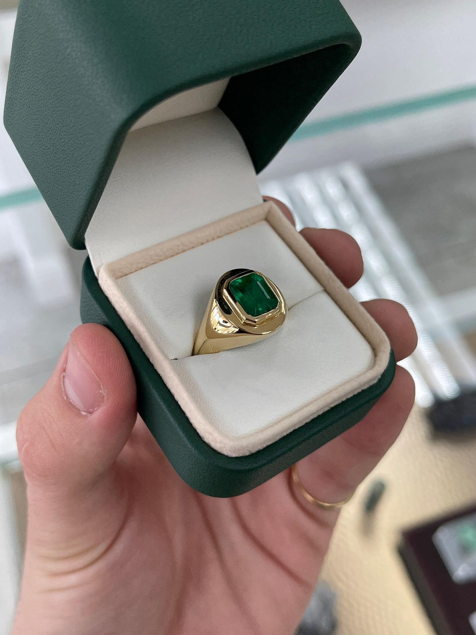 2.78 Carat AAA Top Quality Vivid Green Solid Gold Men's Signet Ring 18K 3
