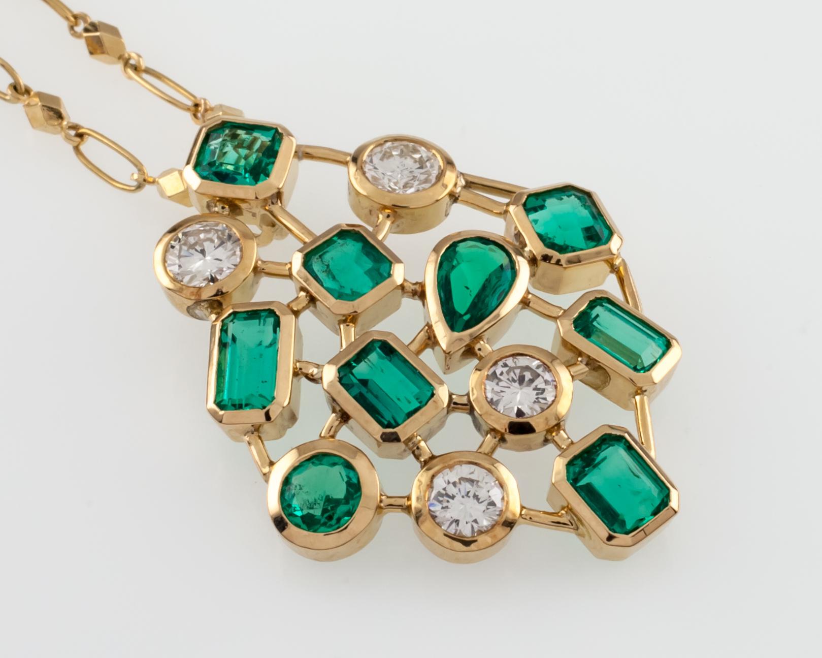 Round Cut 2.78 Carat Colombian Emerald and Diamond Custom Pendant in Yellow Gold