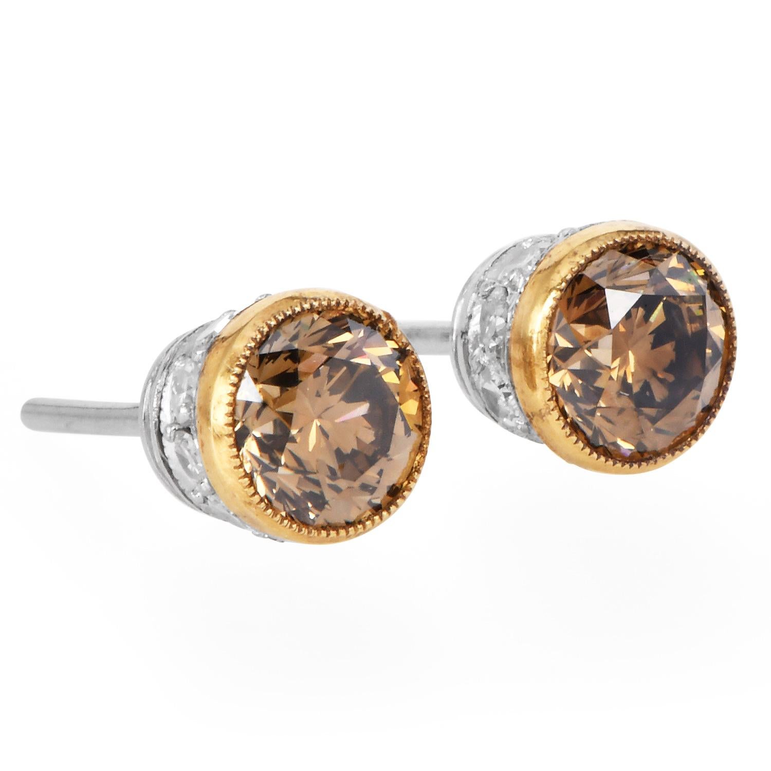 2.78 carat Fancy Brown Yellow Diamond 18K Gold Stud Earrings For Sale 1