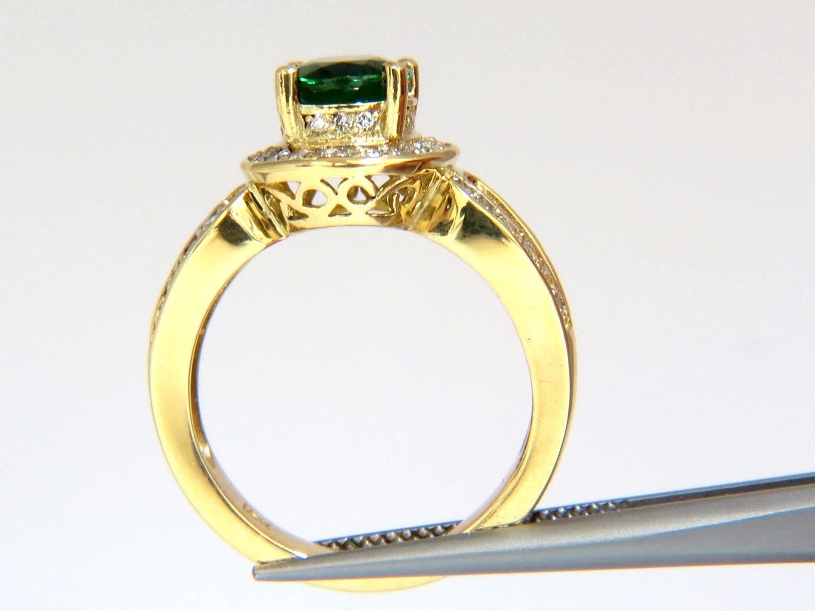 Women's or Men's 2.78 Carat Natural Oval Vivid Mint Green Tsavorite Diamonds Double Shank Ri For Sale