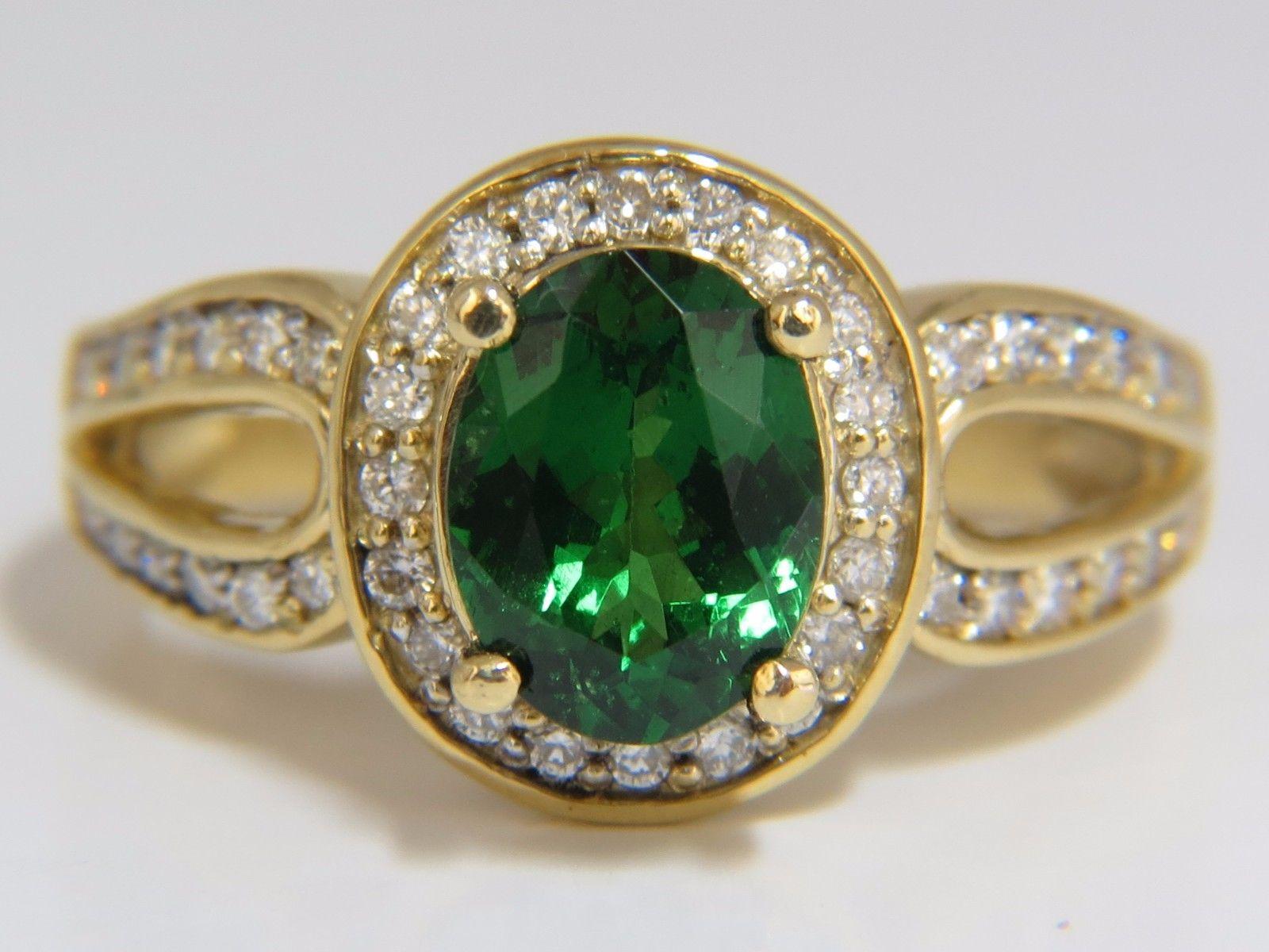2.78 Carat Natural Oval Vivid Mint Green Tsavorite Diamonds Double Shank Ri For Sale 2