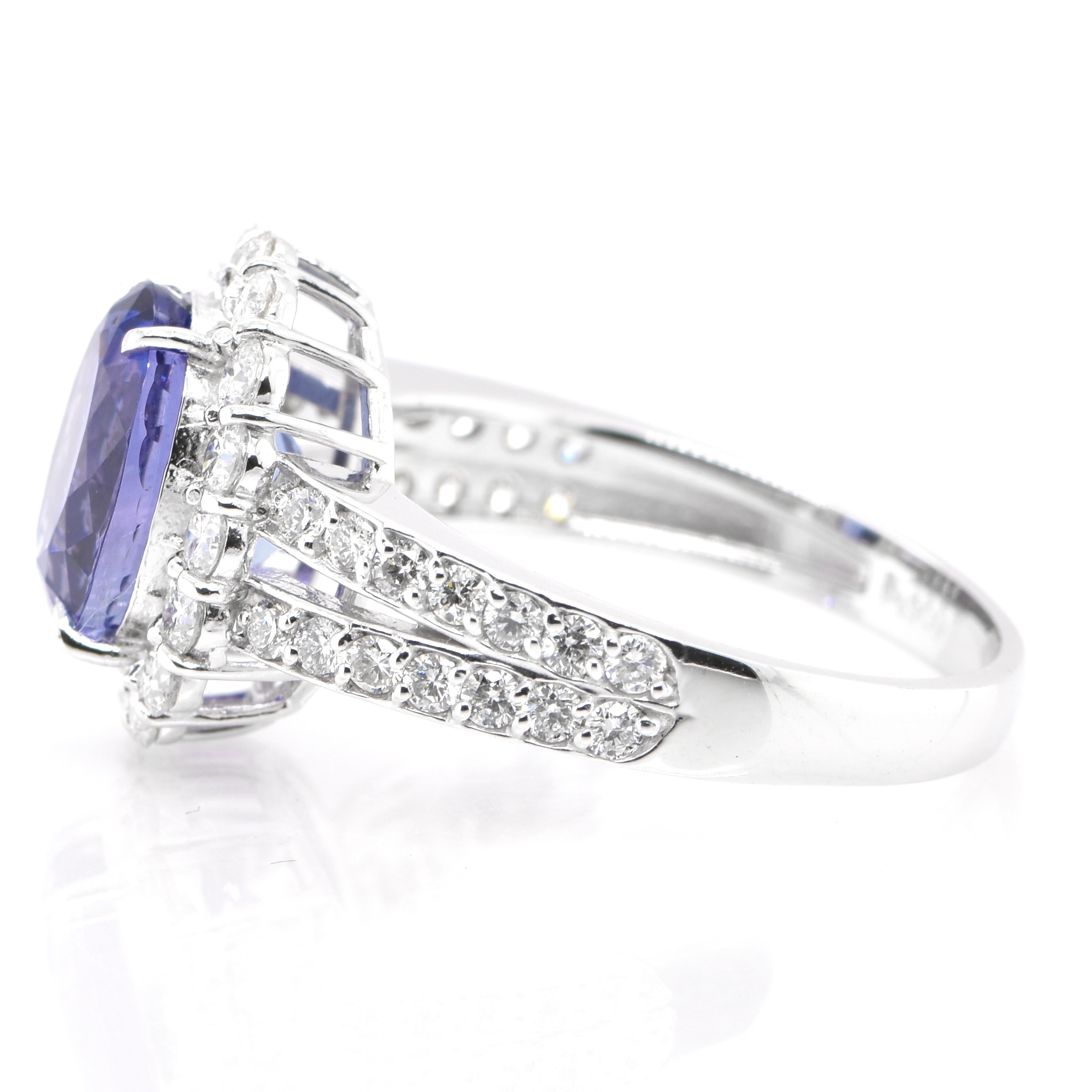 2.78 Carat Natural Tanzanite and Diamond Ring Set in Platinum In New Condition In Tokyo, JP