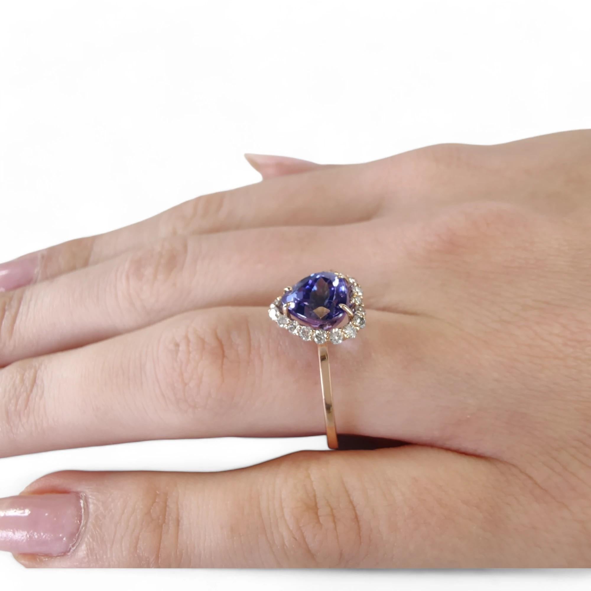 2.78 Carat Natural Tanzanite -Diamond Engagement Ring -14K Gold – Pear Cut In New Condition For Sale In Sant Josep de sa Talaia, IB