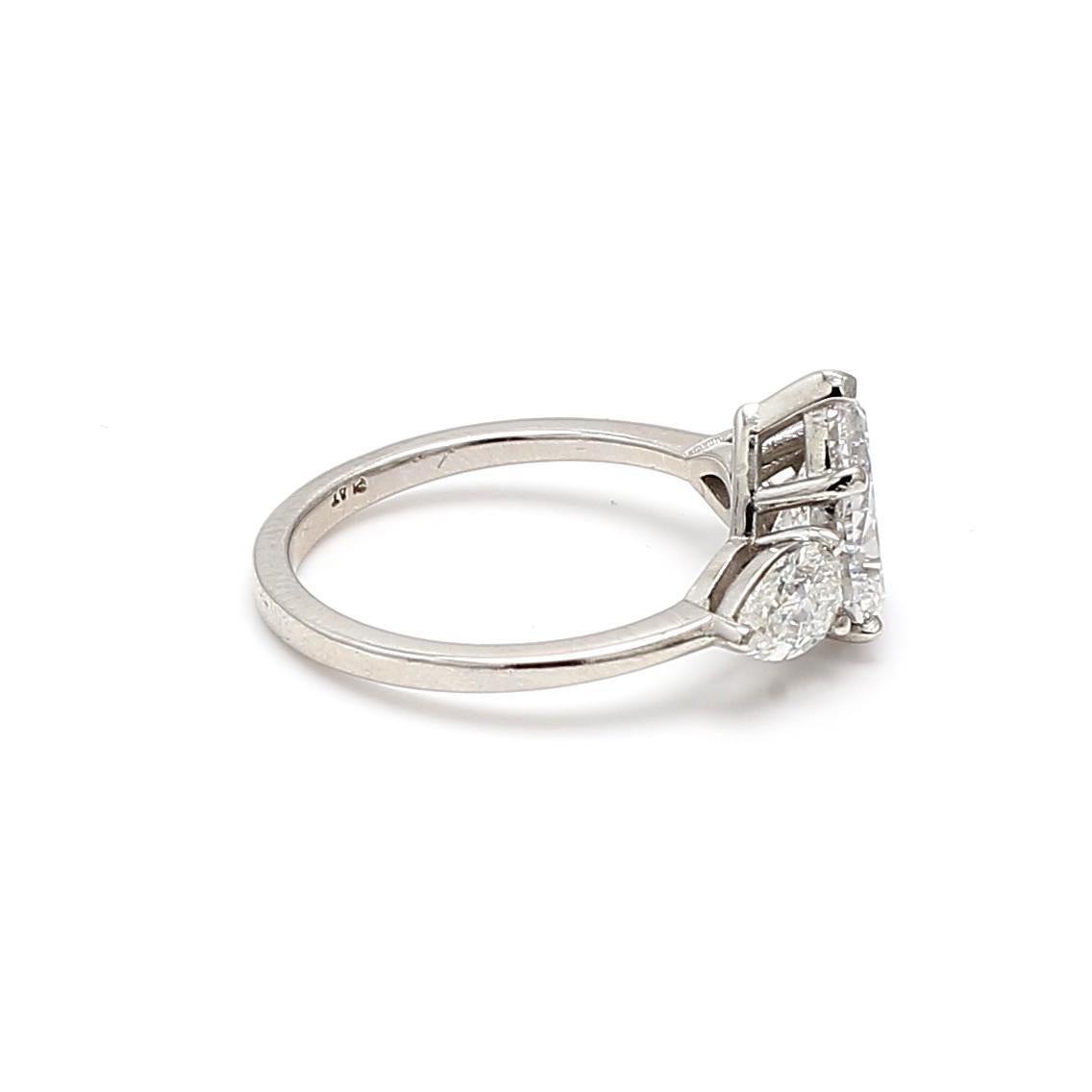 Anello di fidanzamento in platino con diamante da 2,78 carati a forma di pera D-I SI2-SI1 in vendita 4