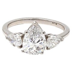 Anillo de compromiso de platino con diamantes en forma de pera D-I SI2-SI1 de 2,78 quilates