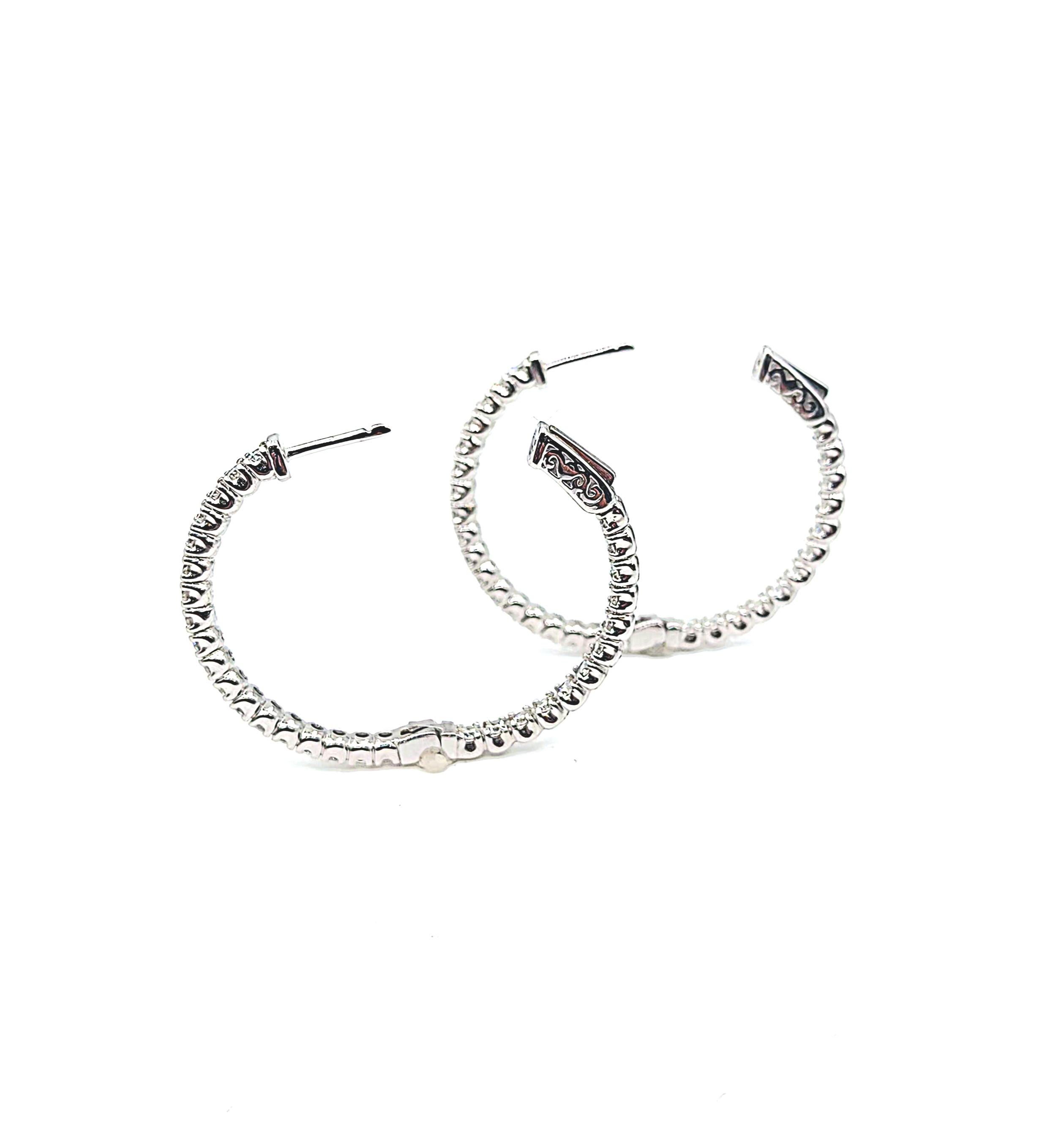 Round Cut 2.78 Ct Diamond Hoop Earrings For Sale